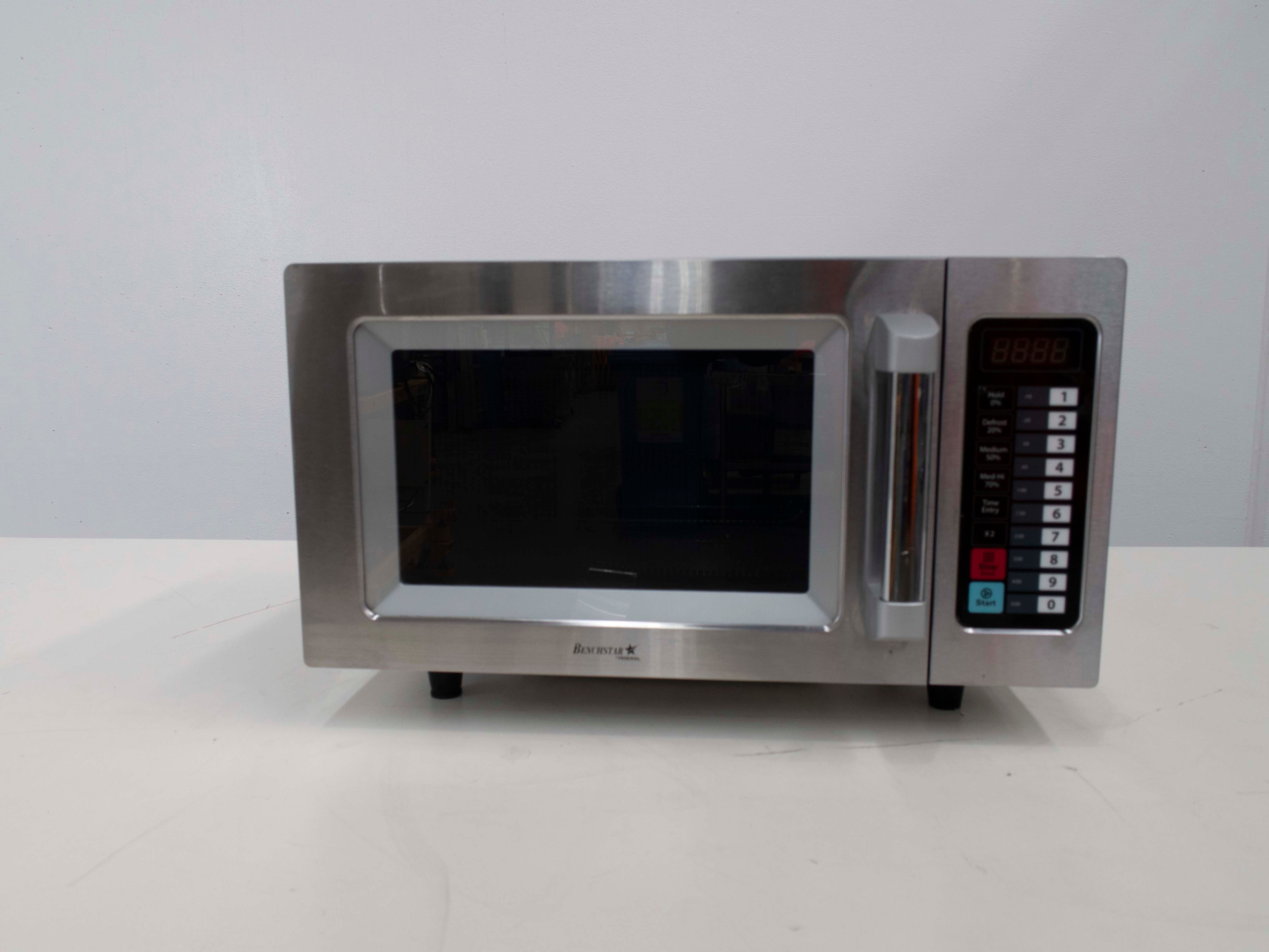 Benchstar MD-1000L Microwave Oven - 797346