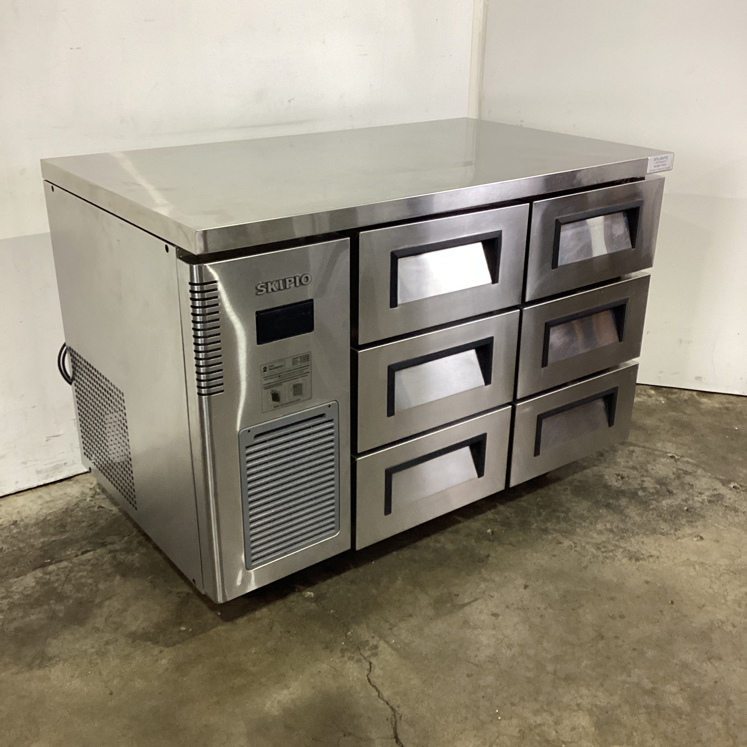 Skipio SUR12-3D-6 Undercounter Fridge - 798067