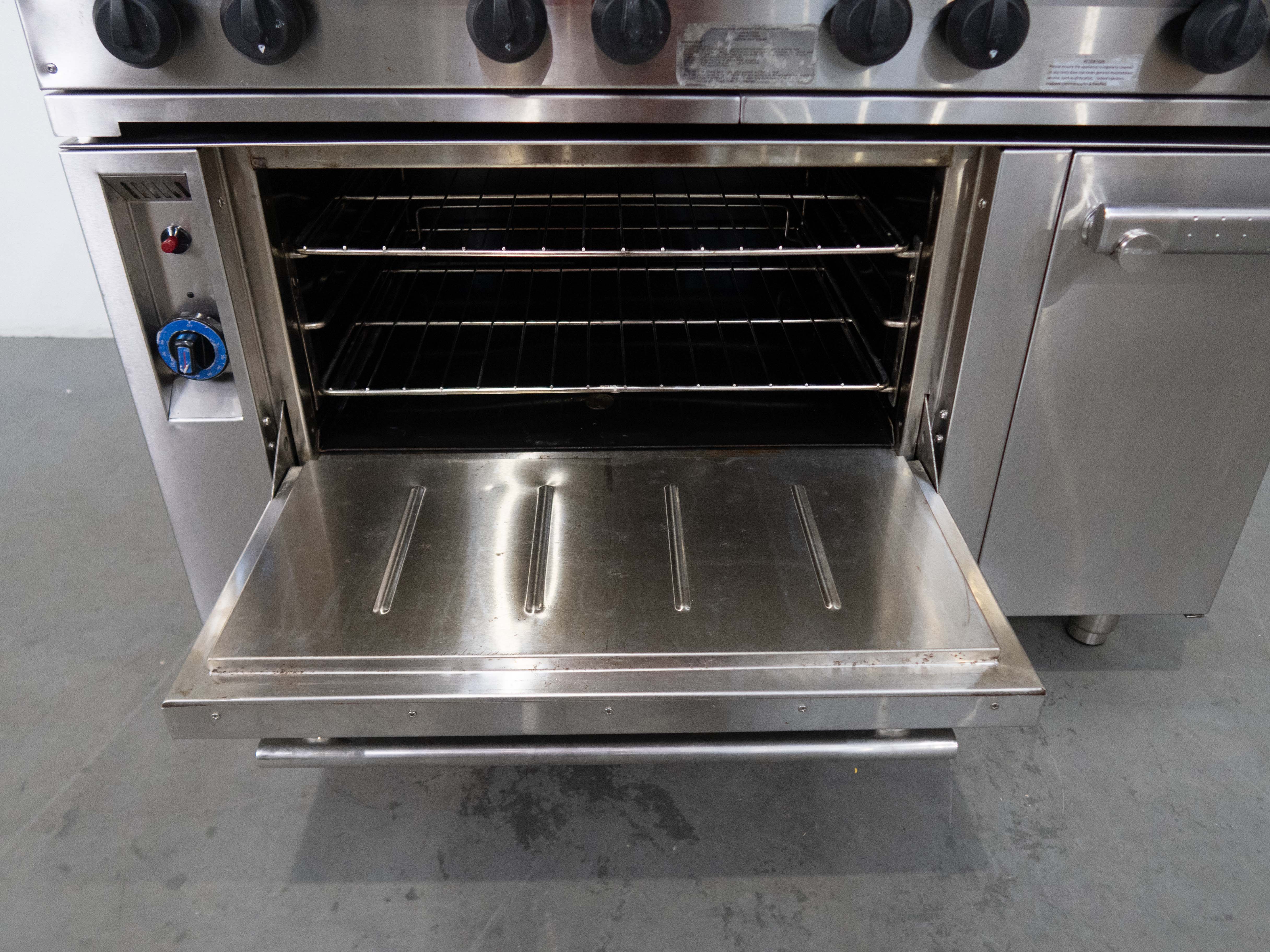 Oxford 8BBT-OV Range Range Oven - 799866