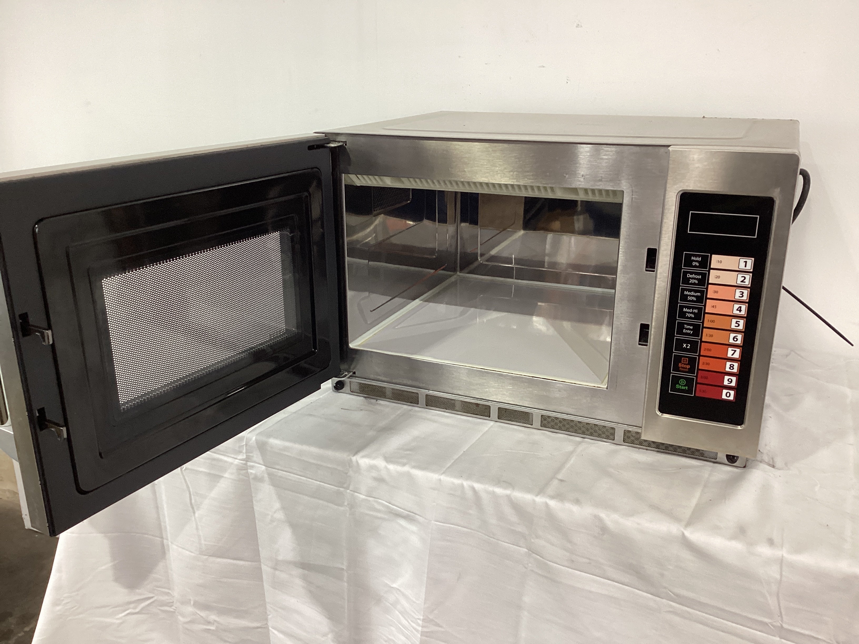 Bonn CM-2100G Microwave - 802405