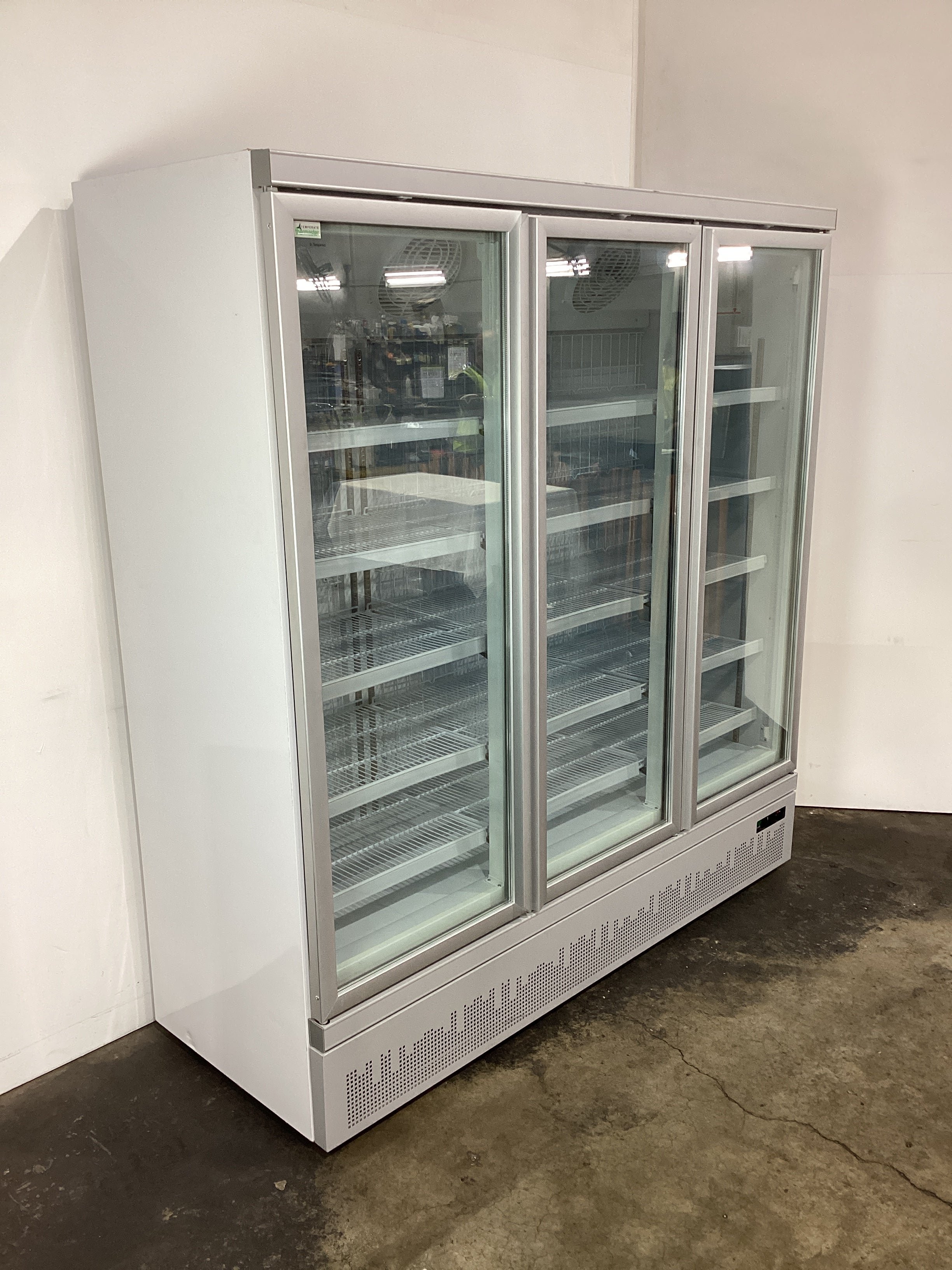 Thermaster LG-1500GBMF Upright Freezer - 805573