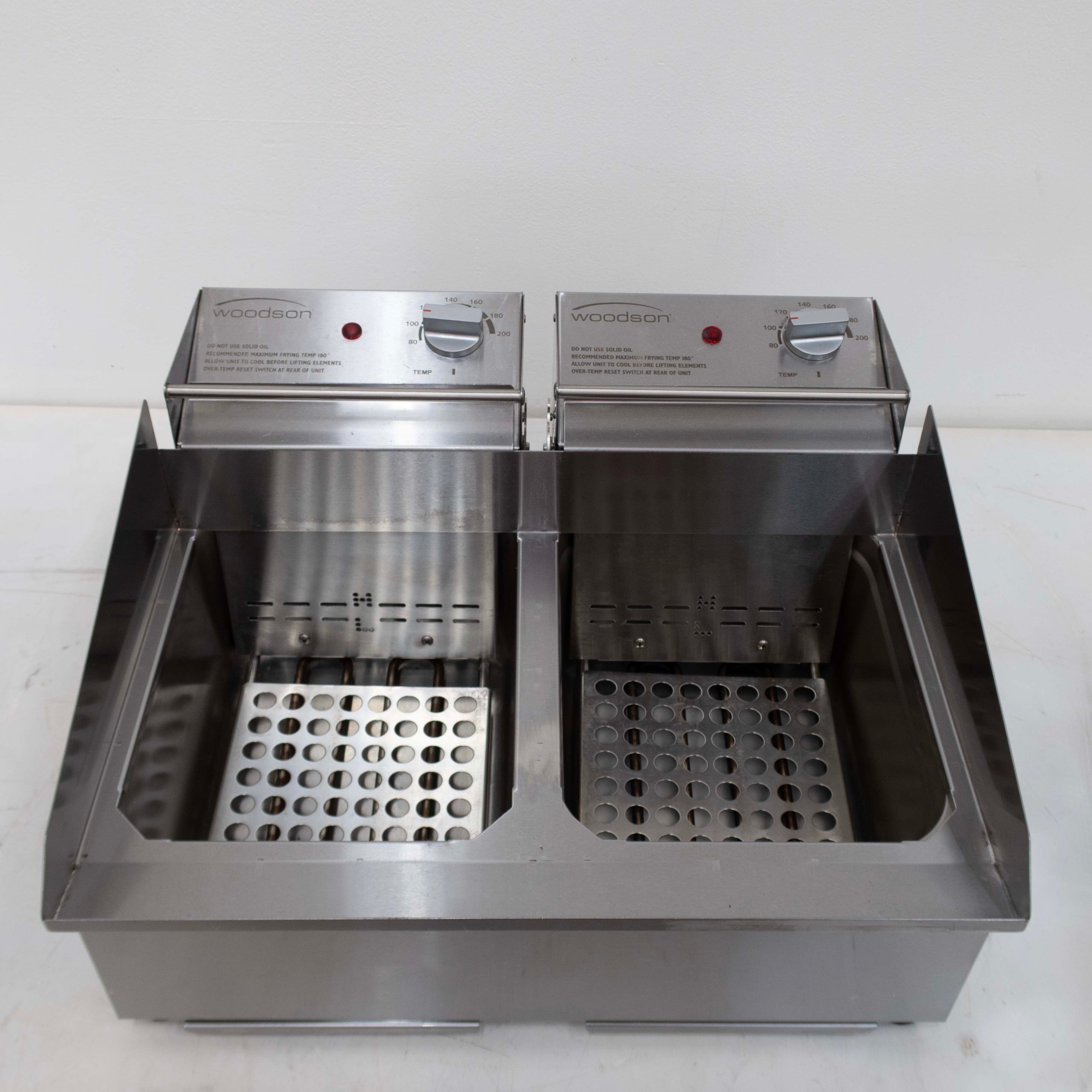 Woodson W.FRT50 Countertop Split Pan Fryer - 806173