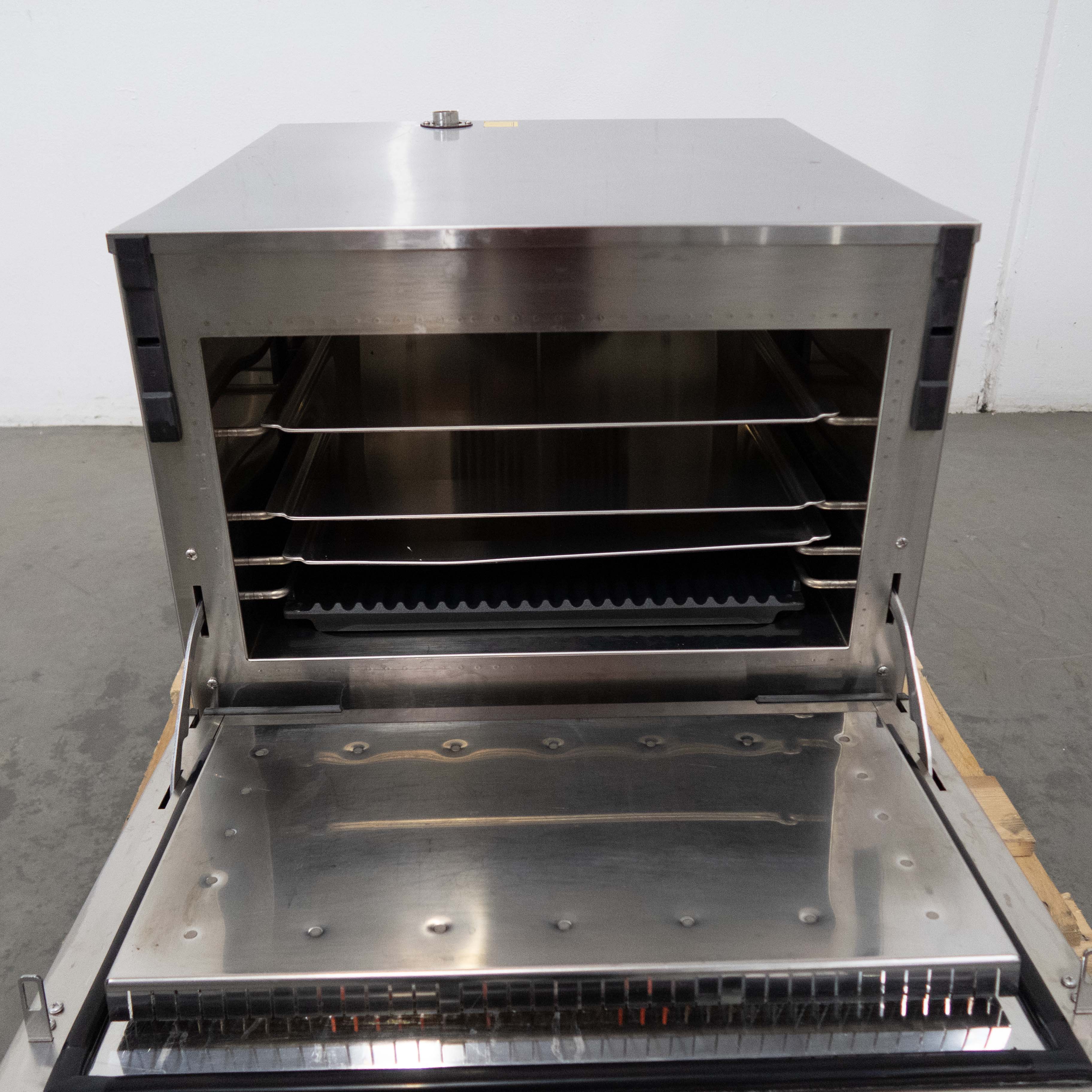 Unox XESW-03HS-EDDN Speed Oven - 806222