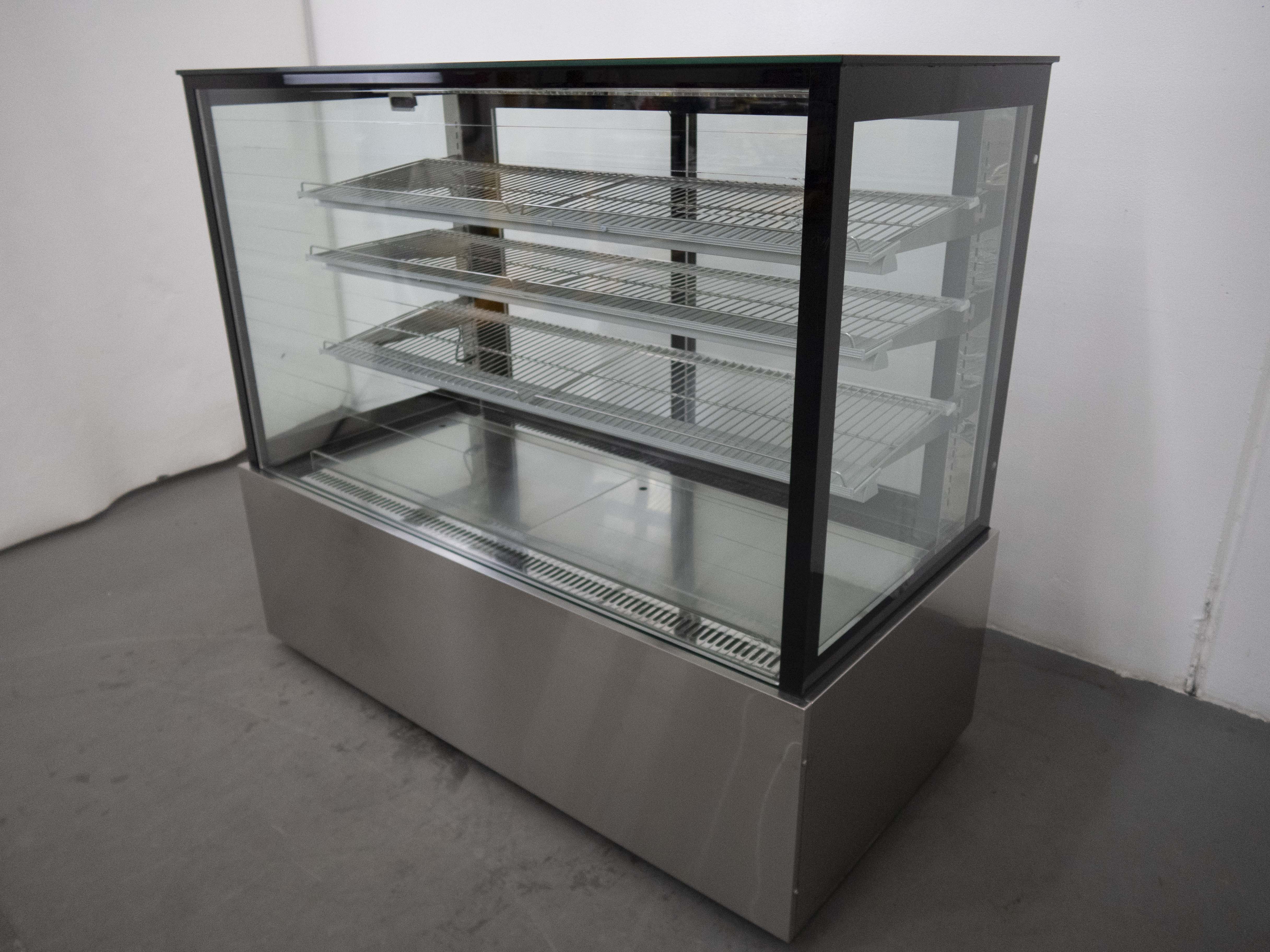 Bonvue SL850V Chilled Food Cake Display - 808007