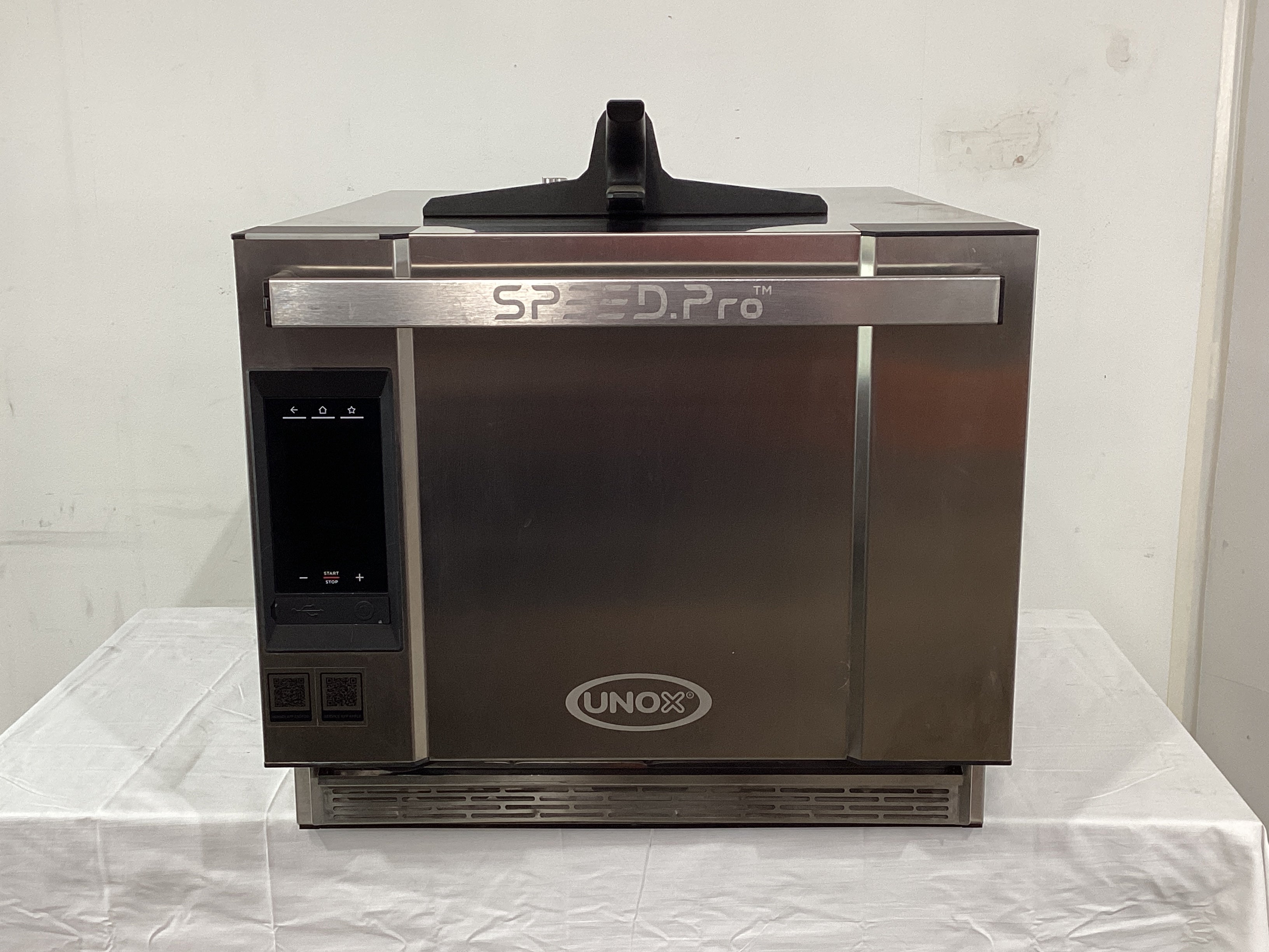 Unox XESW-03HS-MDDN Speed Oven - 809275