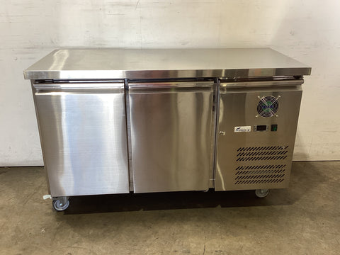 FED XUB6F13S2V Bench Freezer - 809600