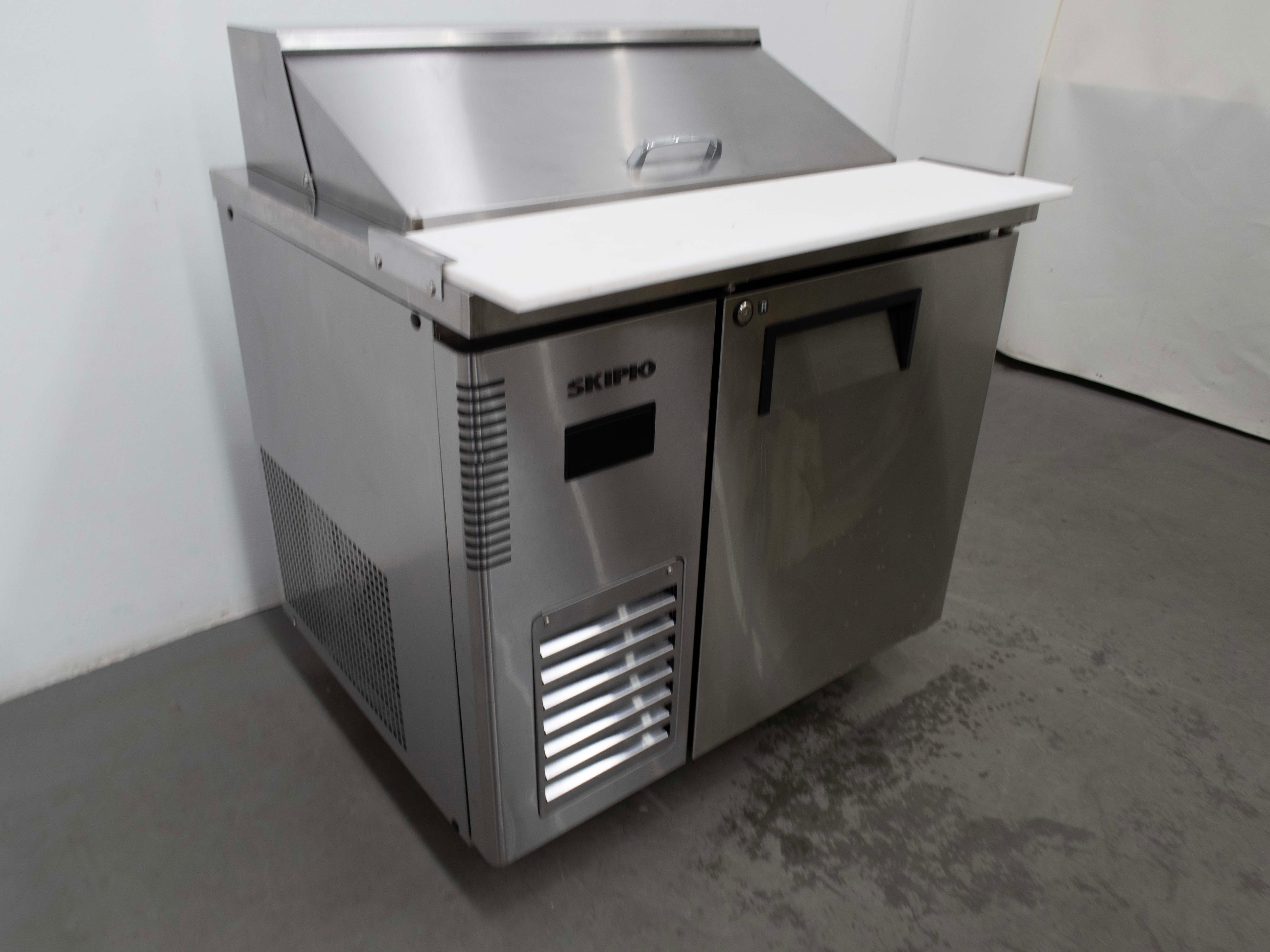 Skipio SHR9-1 Sandwich Prep Fridge - 809894