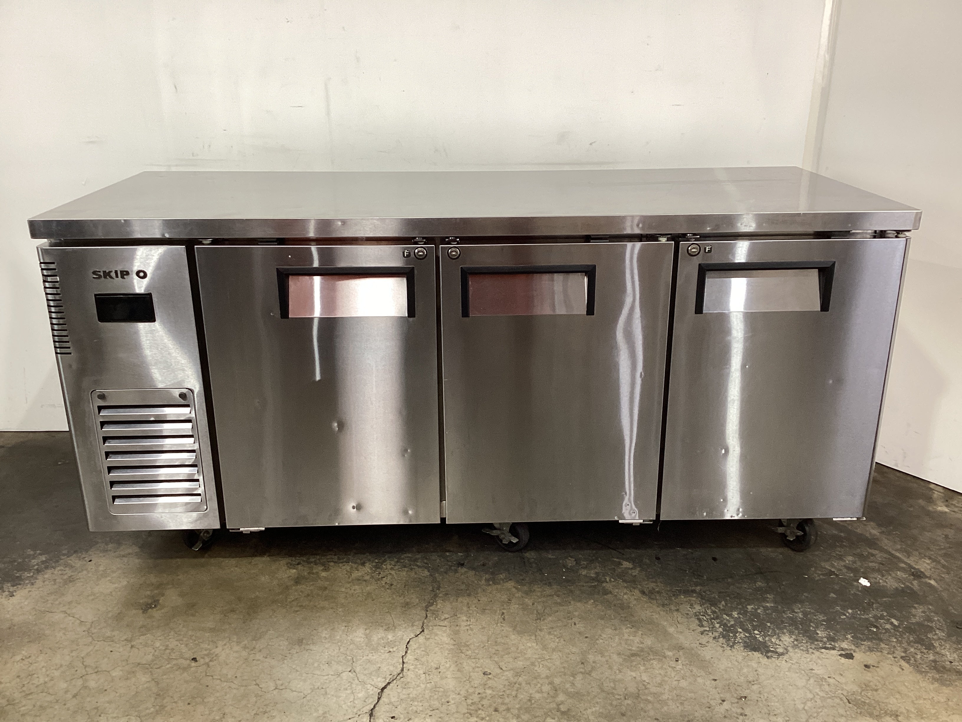 Skipio SUF18-3 Underbench Freezer - 811274