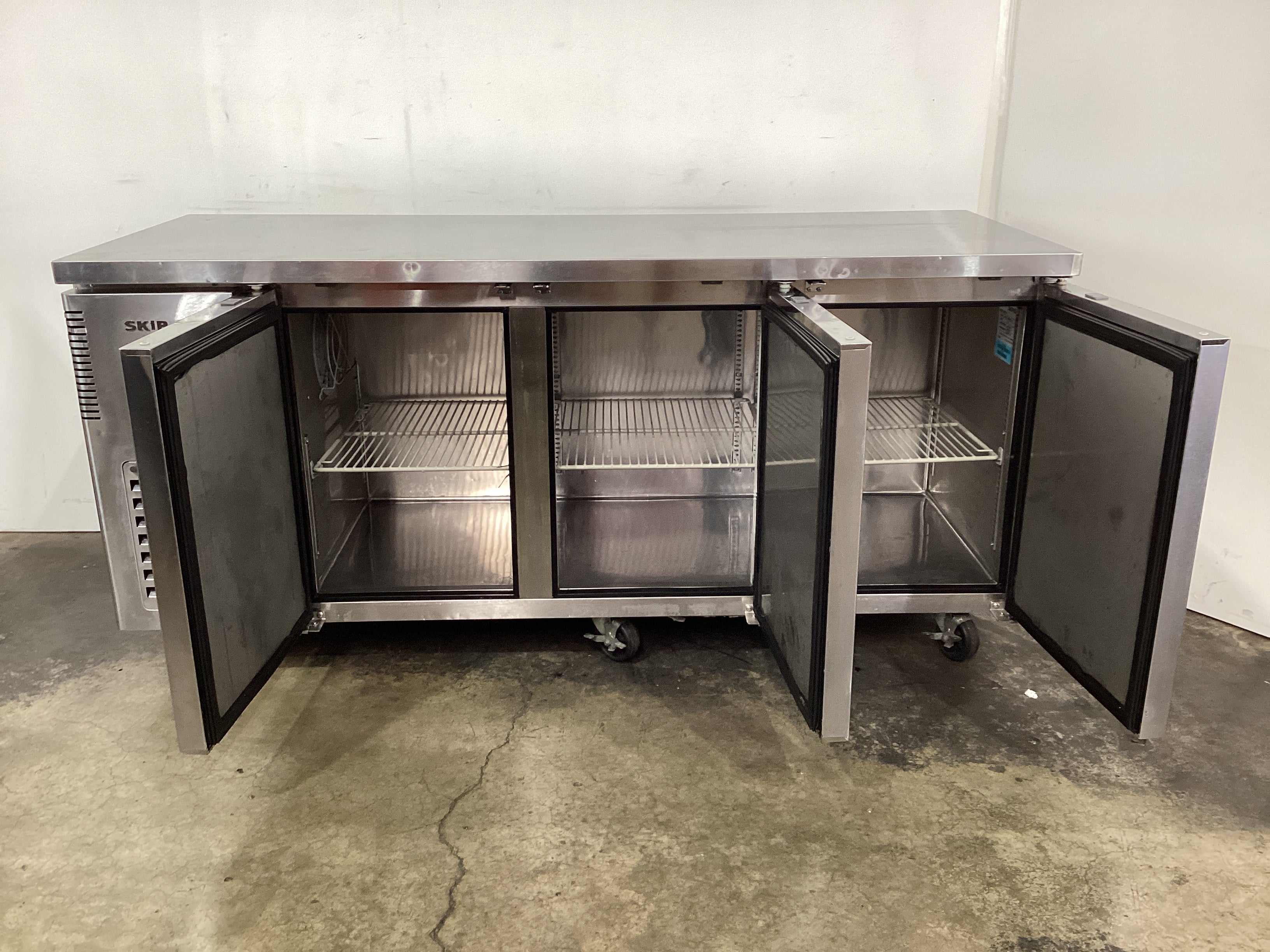 Skipio SUF18-3 Underbench Freezer - 811274