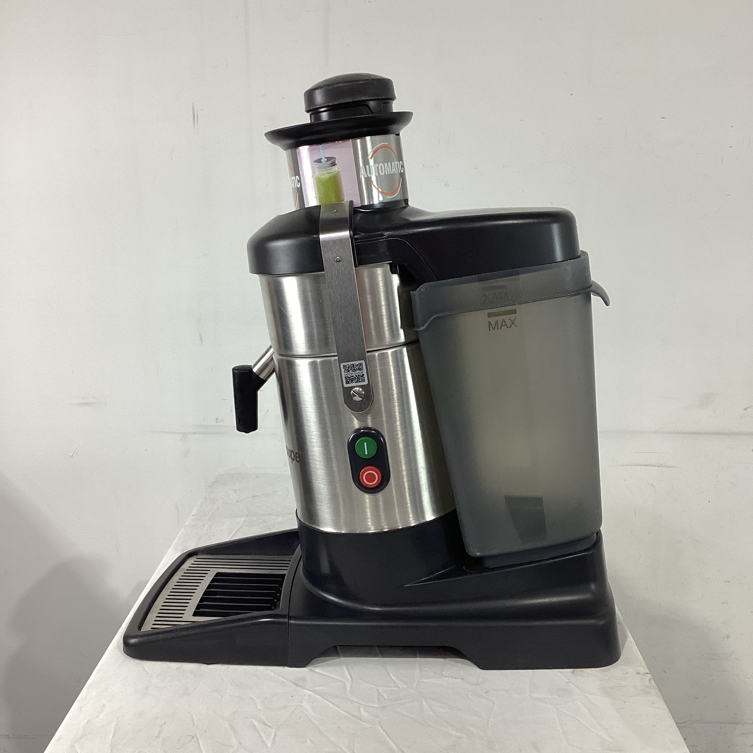 Robot Coupe J100 Juicer - 812600