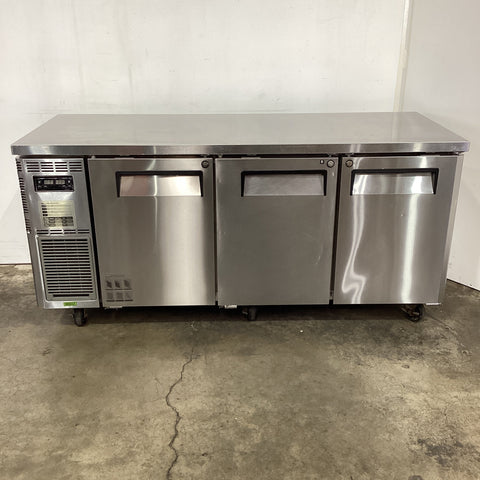 Turbo Air KURF18-3 N Undercounter Fridge/Freezer - 812901