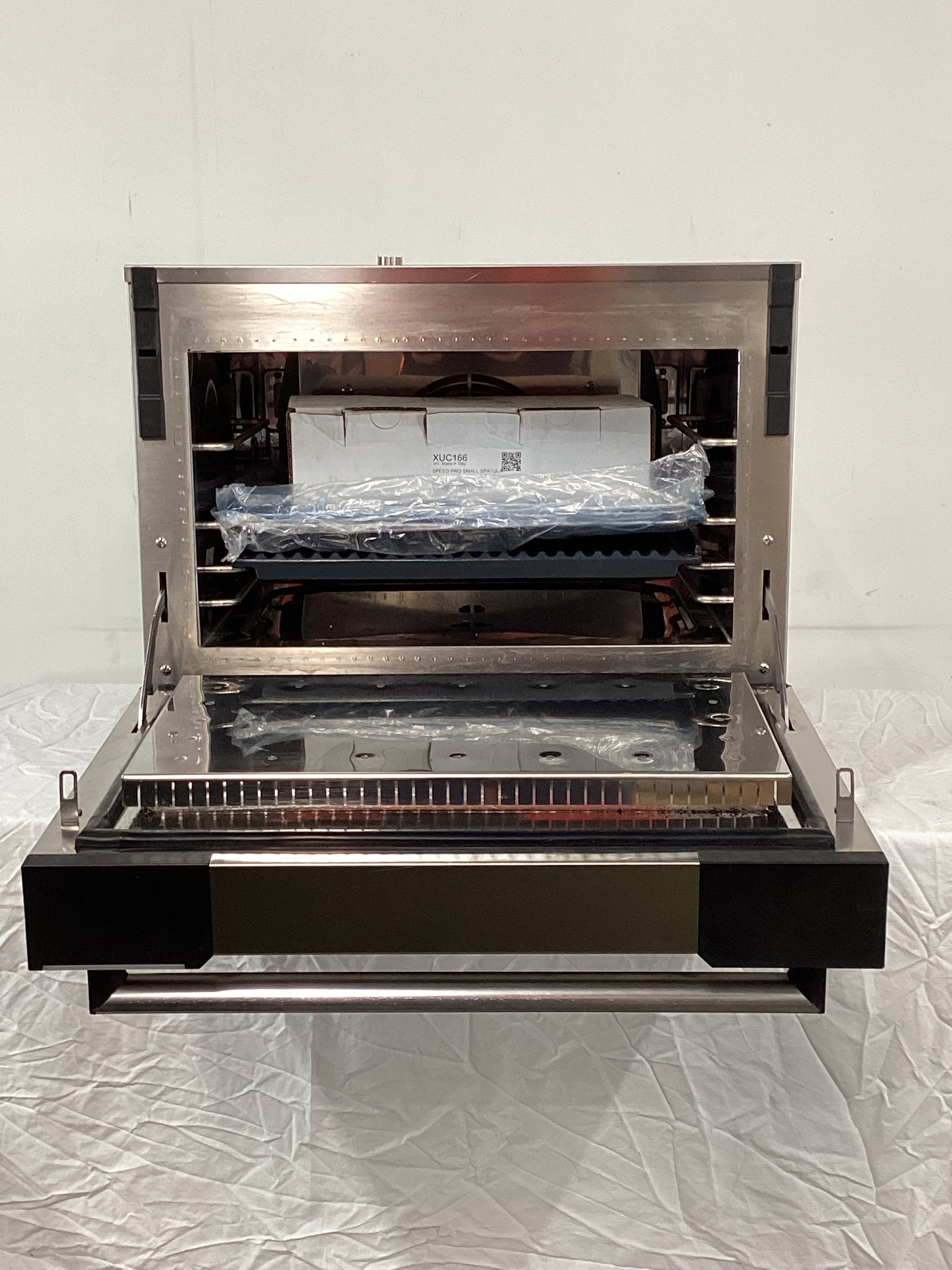 Unox XESW-03HS-EDDN Speed Oven - 813614