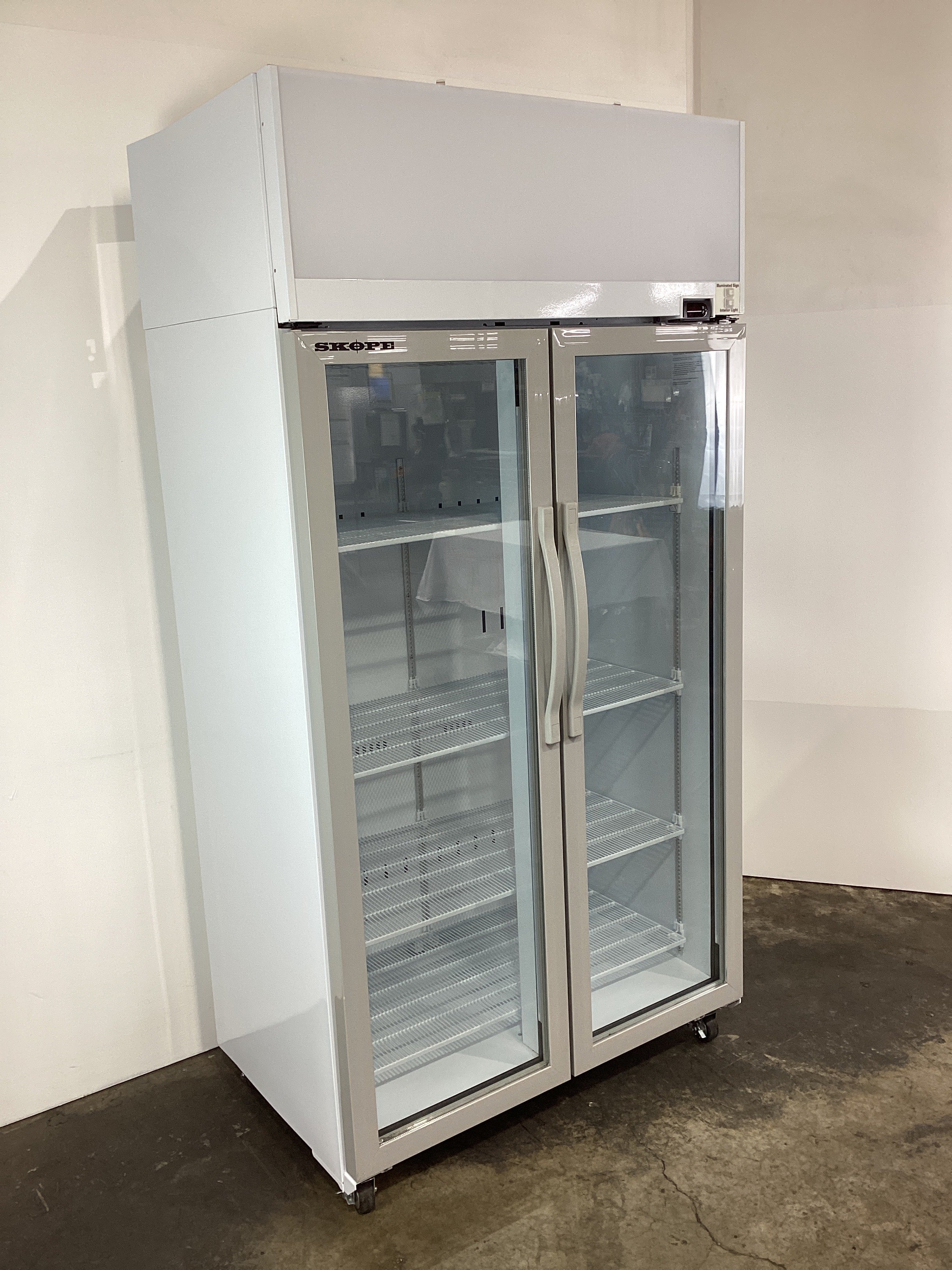 SKOPE TCE1000N Upright Fridge - 814595