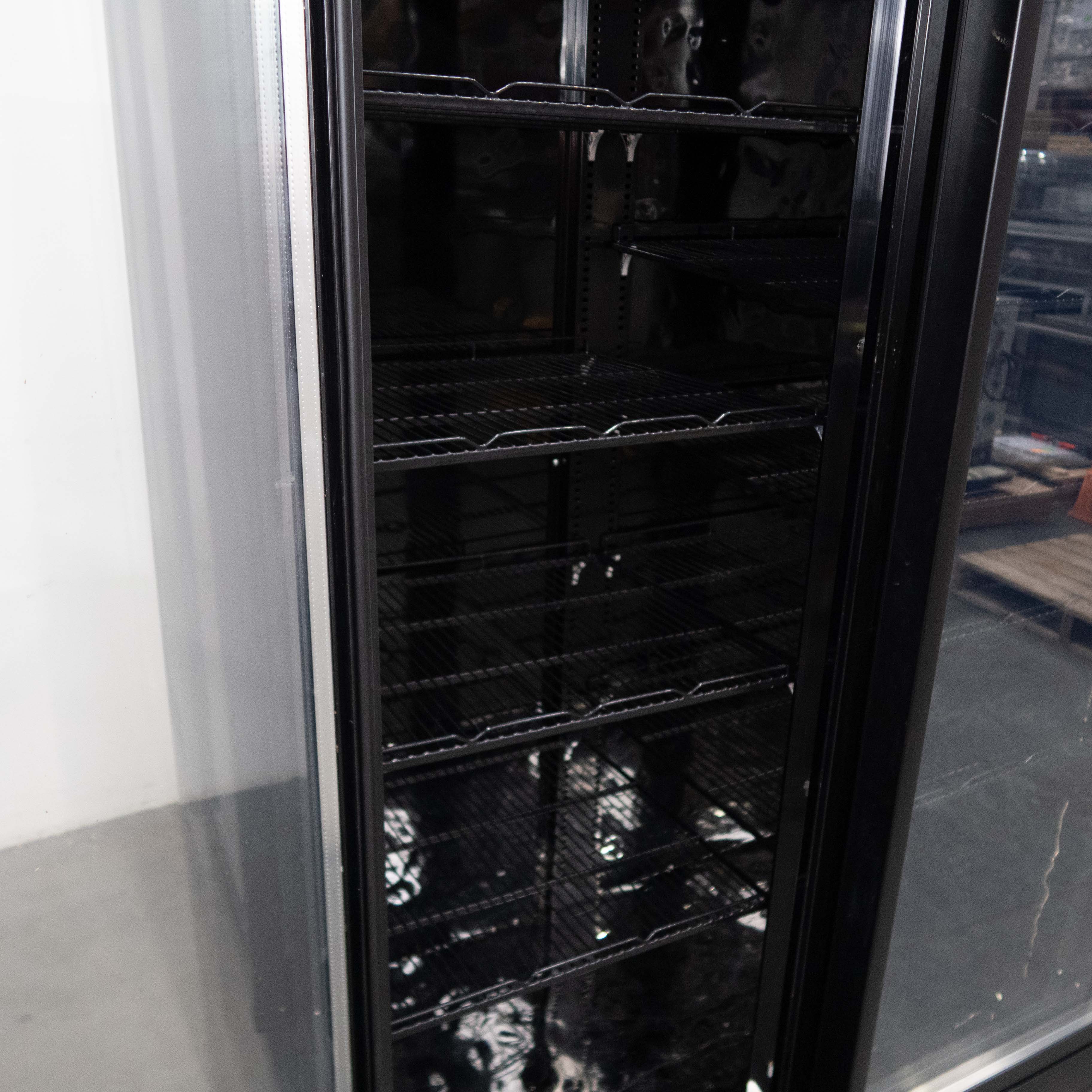 Cold Display Solutions CDS1530 Upright Fridge - 815579
