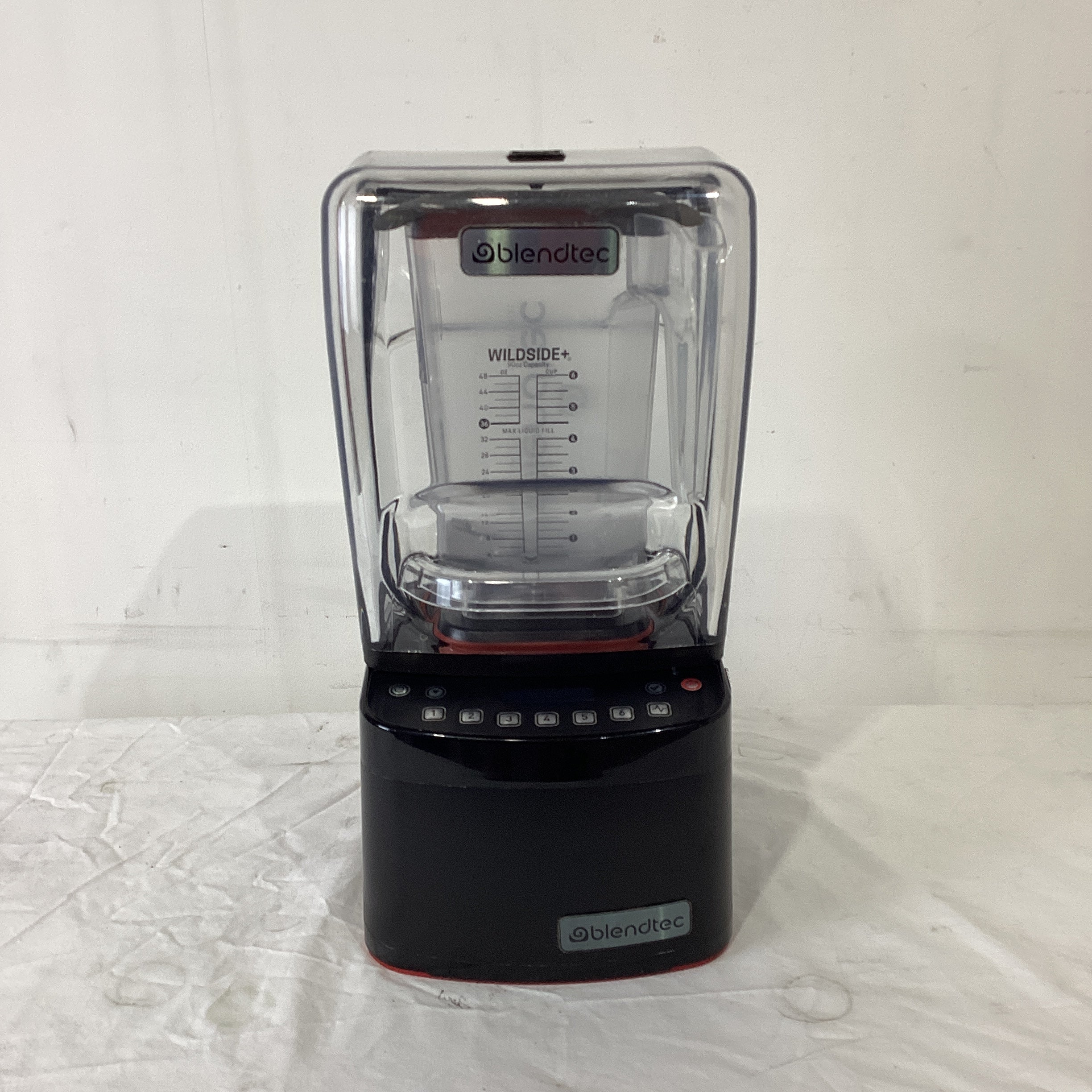 Blendtec Stealth 885 Blender + 2 Jugs - 818088