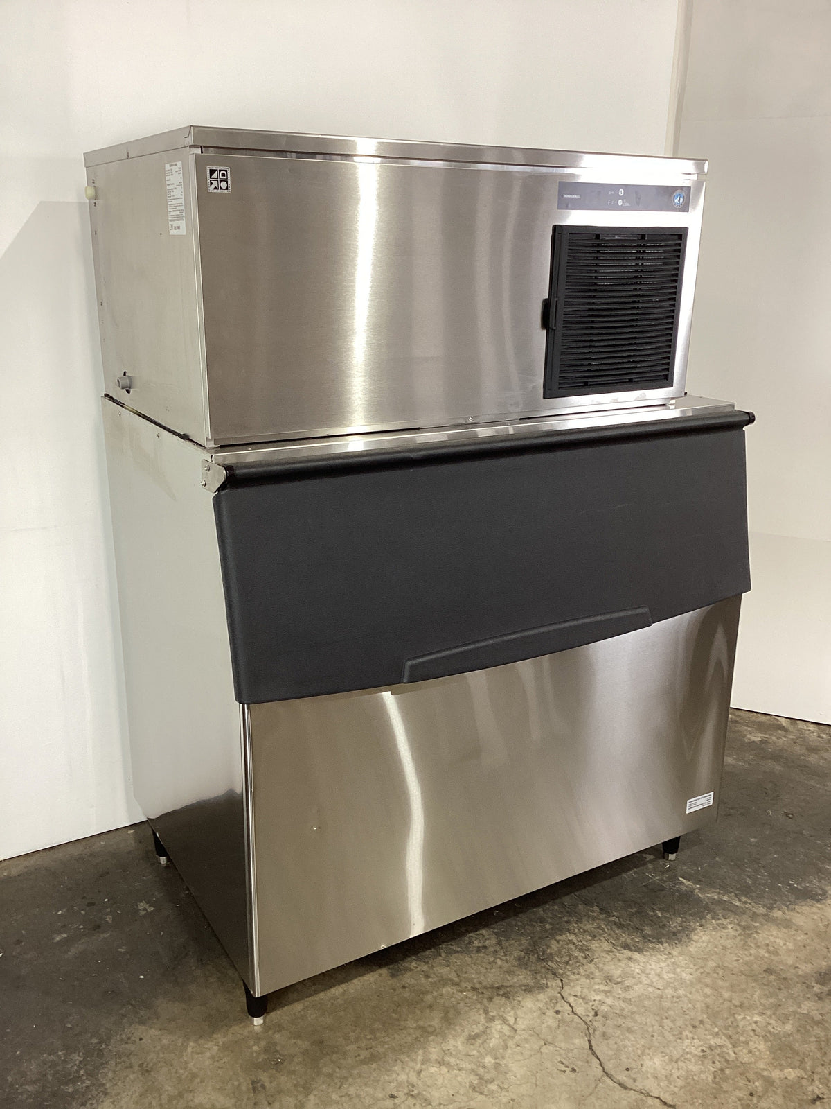 Hoshizaki IM-240DNE Ice Machine with Ice Bin - 849360