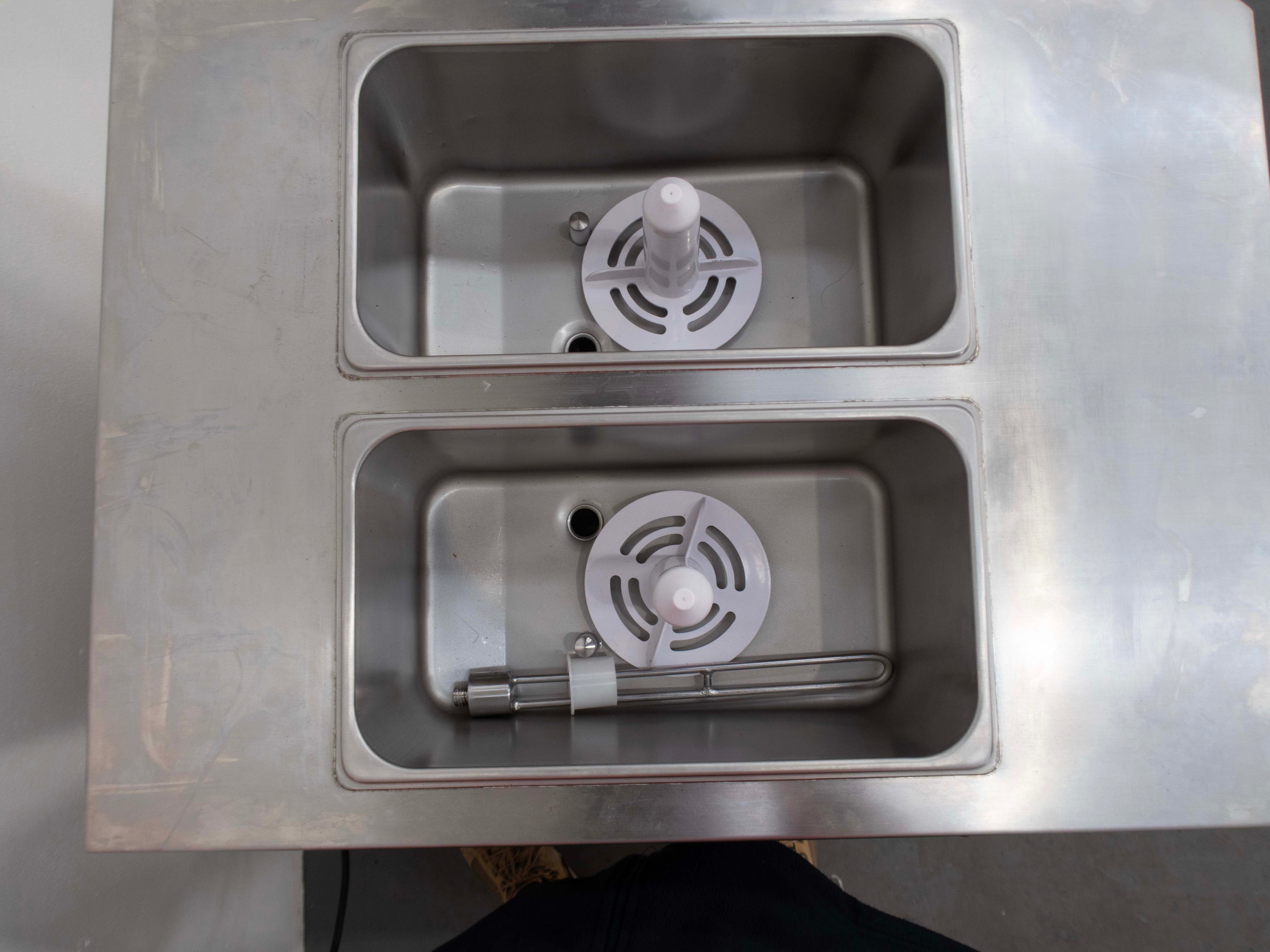 Brullen i26 Pro Gravity Feed Ice Cream Machine - 819208