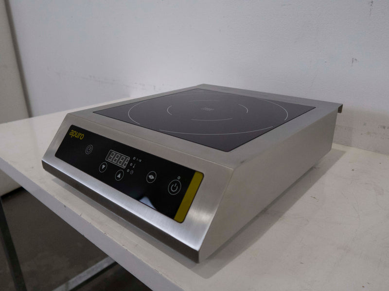 Apuro CP799-A Induction Cooker - 819655