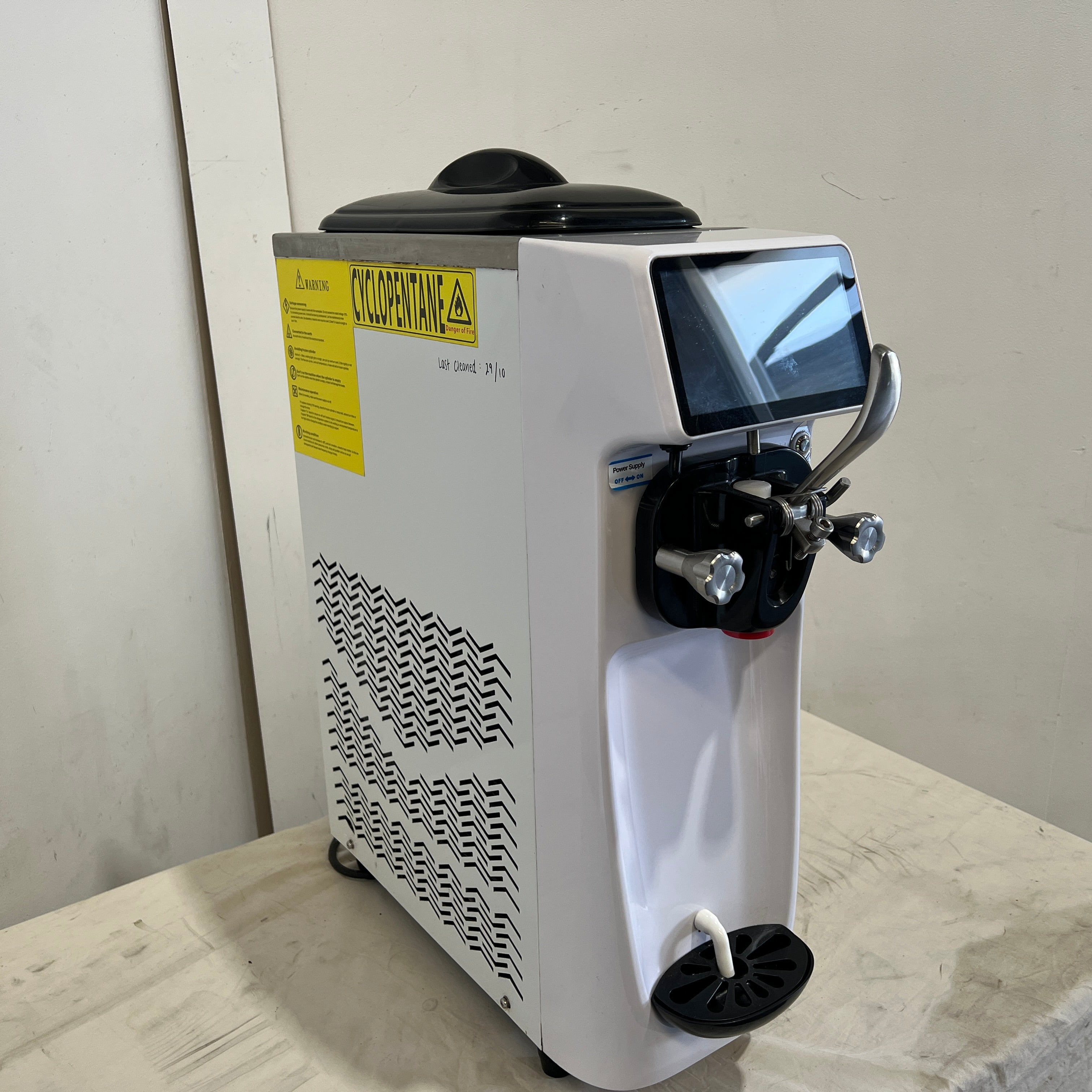 Mama Mia ST16RELW Ice Cream Machine - 822299