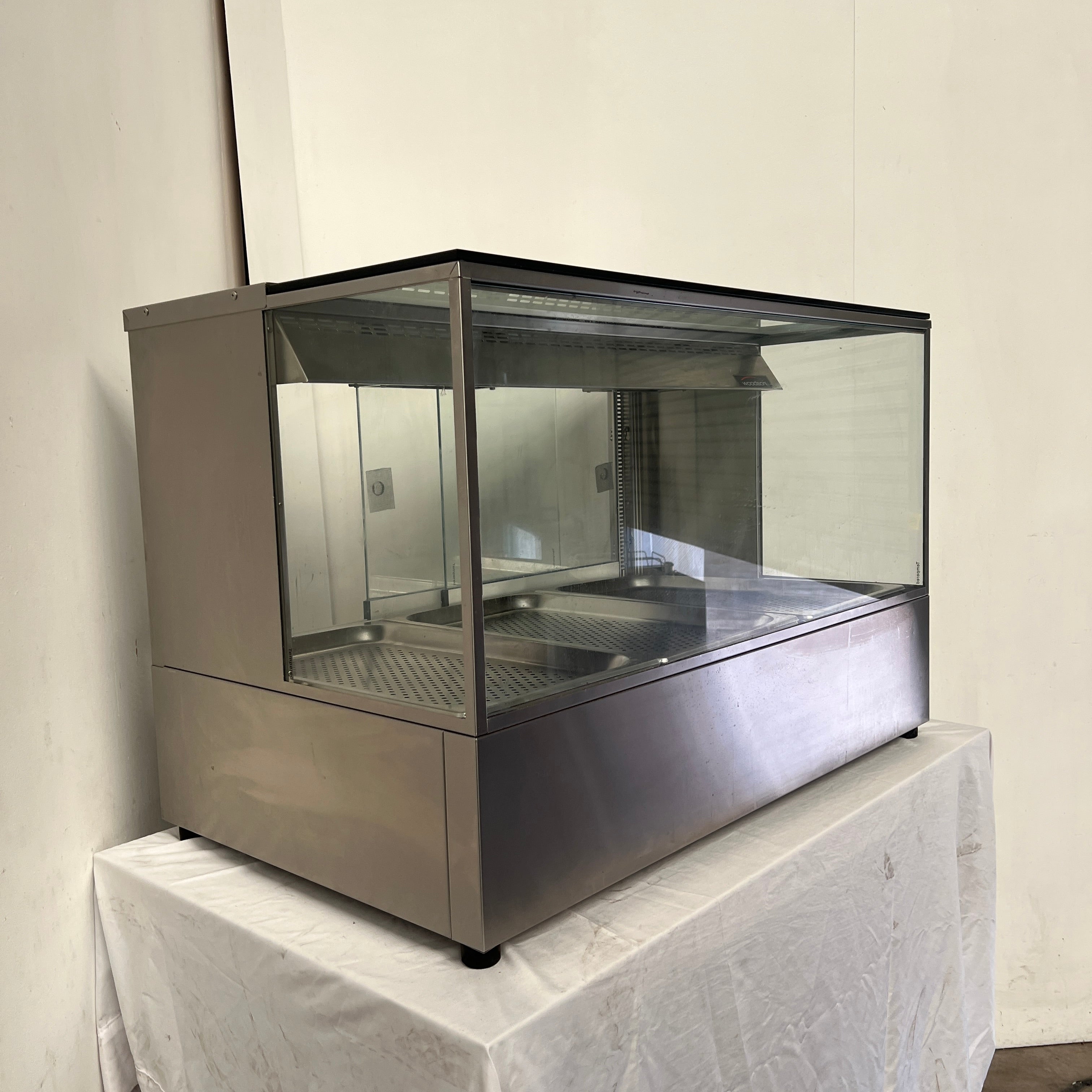 Woodson W.HFSQ23 Heated Display - 822782