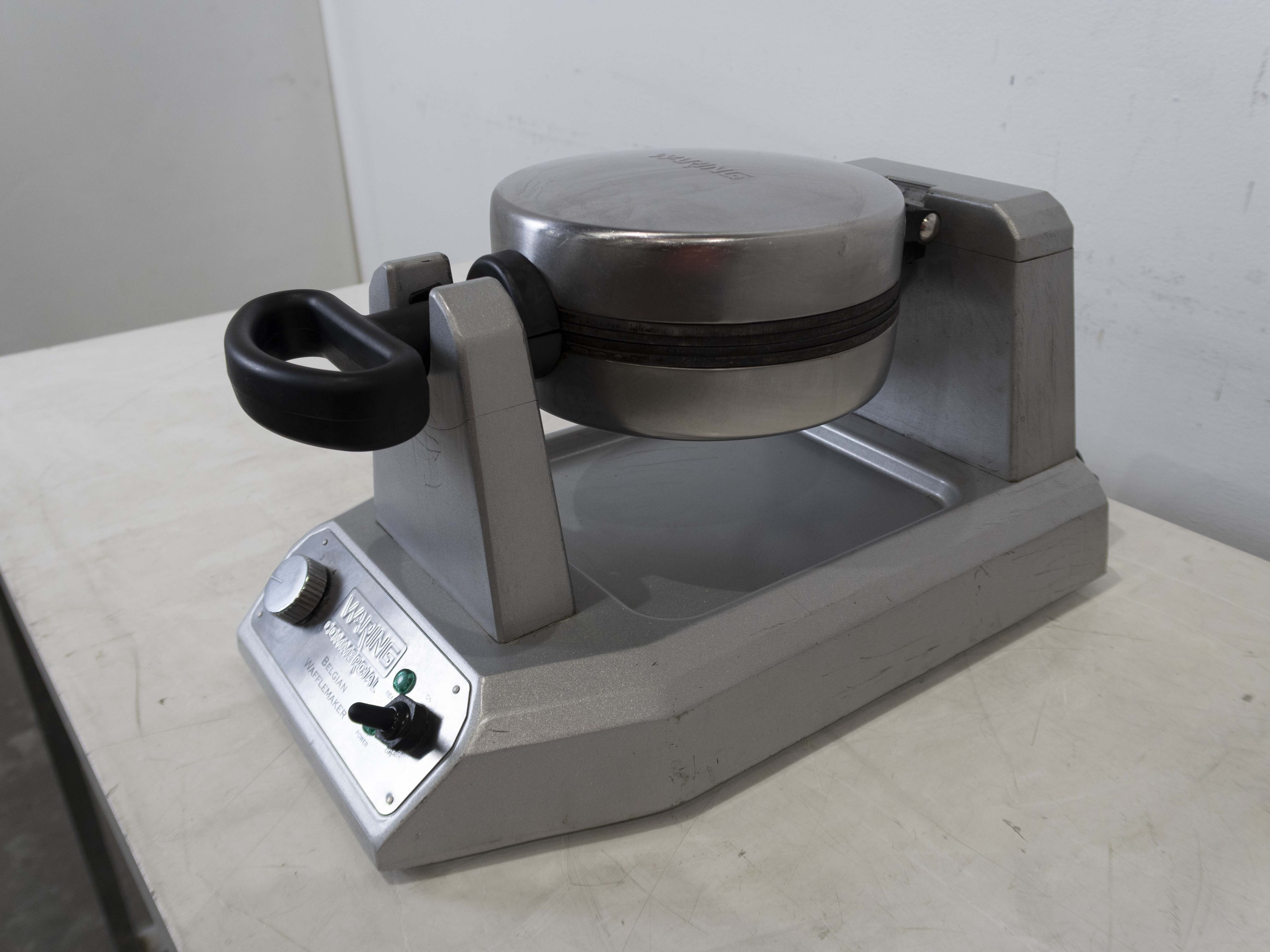 Waring WW180XCE Single Belgian Waffle Maker - 823785