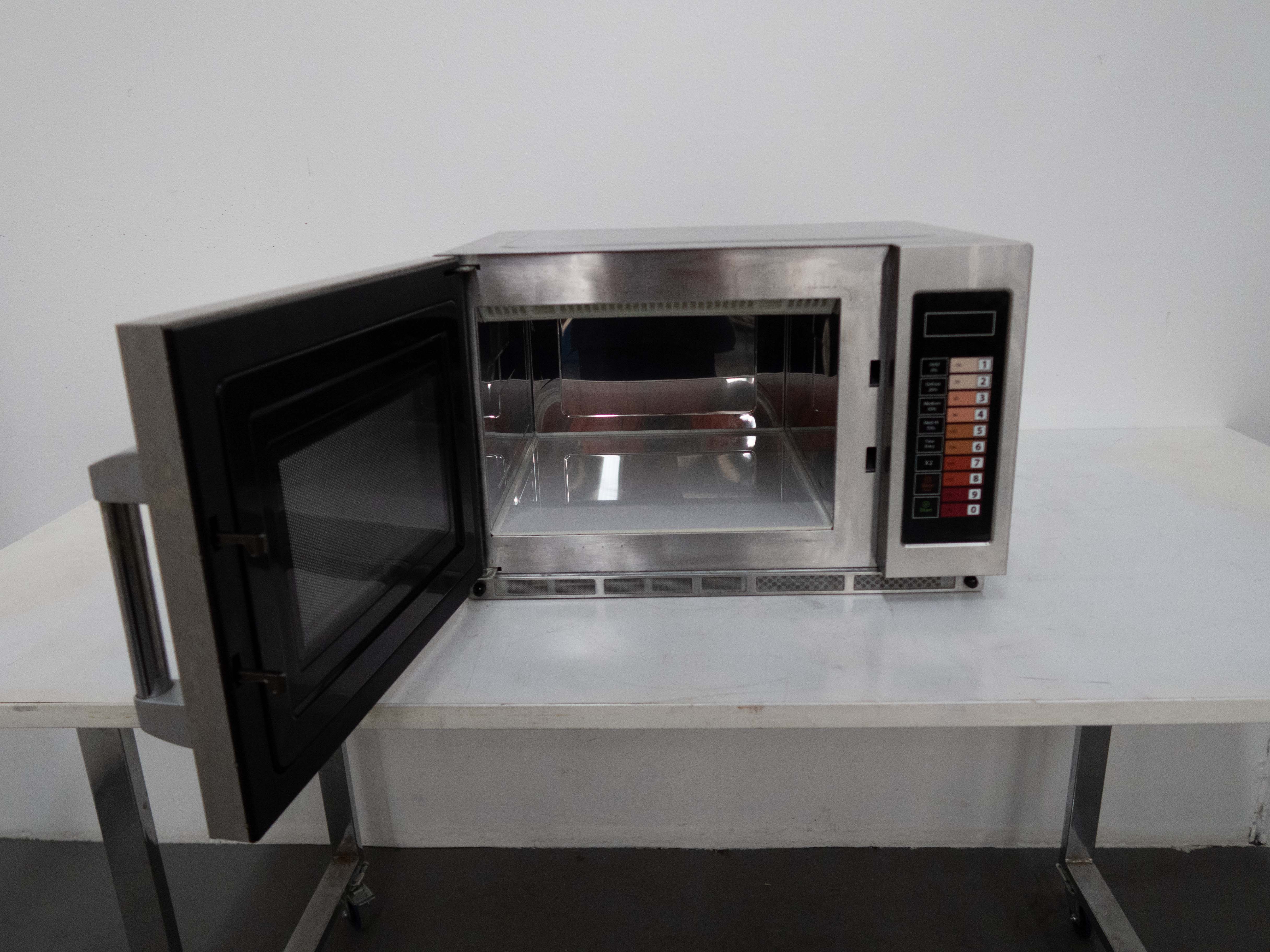 Bonn CM-2100G Microwave - 824658