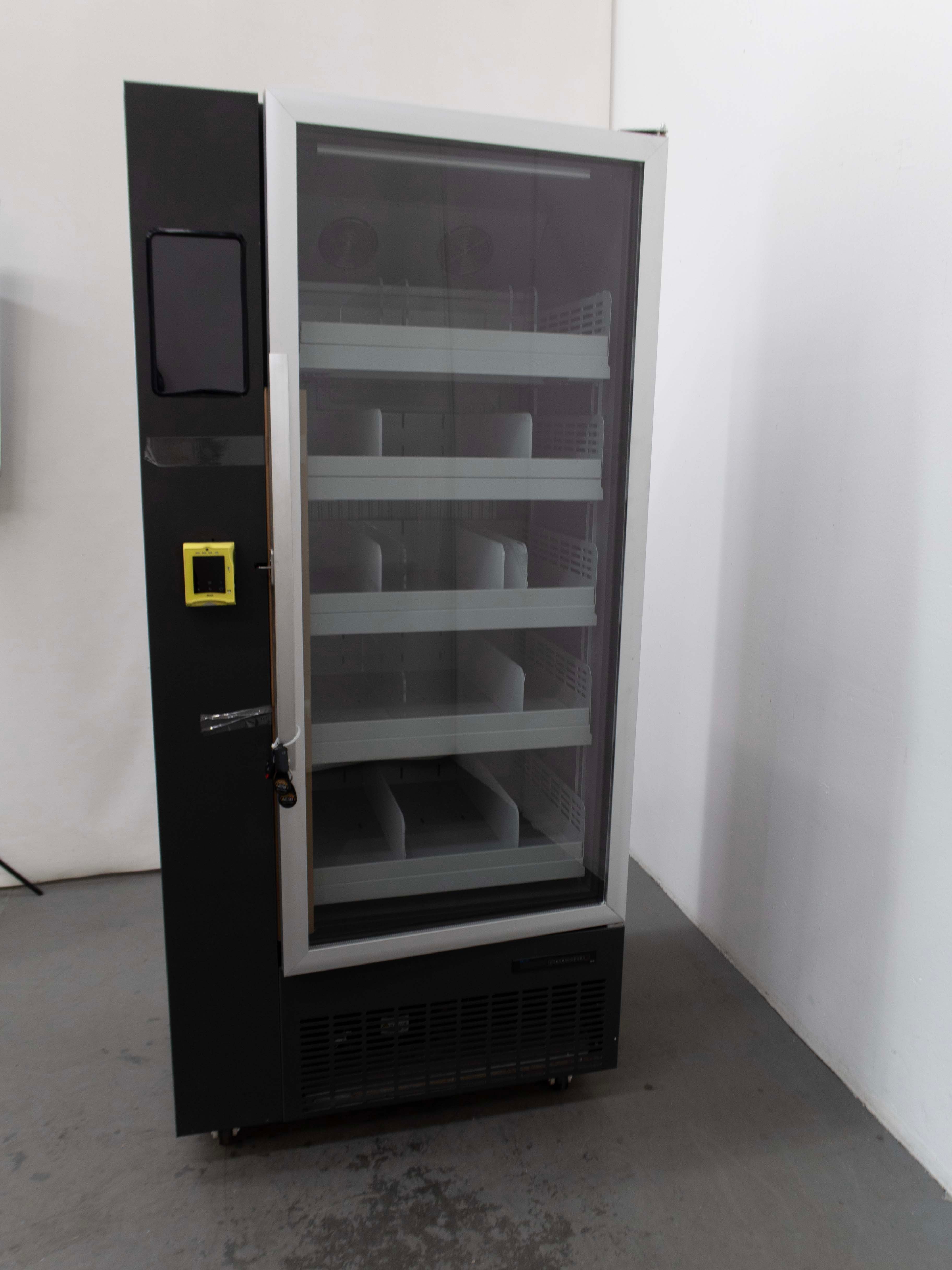 Inovendi J500 Smart Fridge - 824935