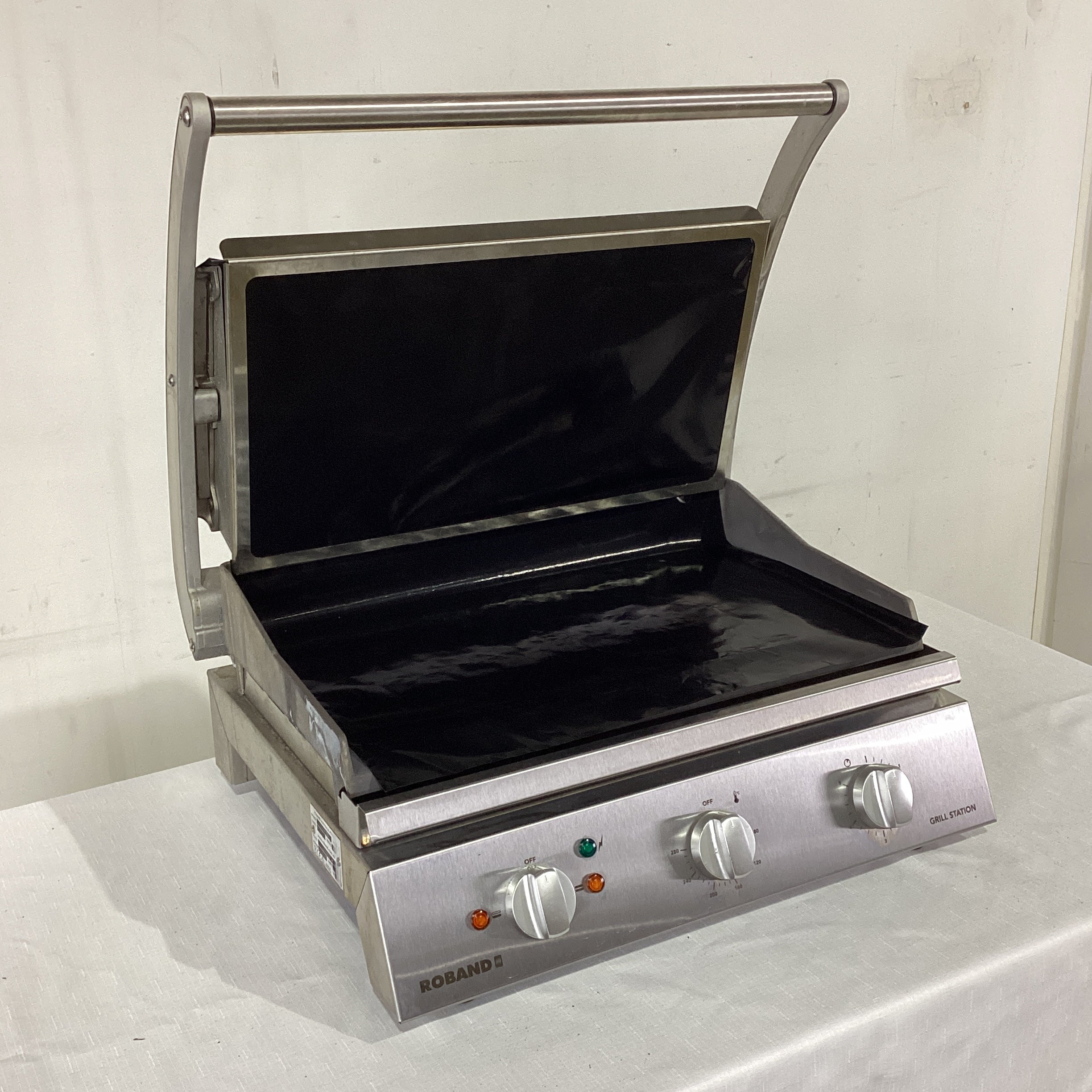 Roband GSA810S Contract Grill - 825724