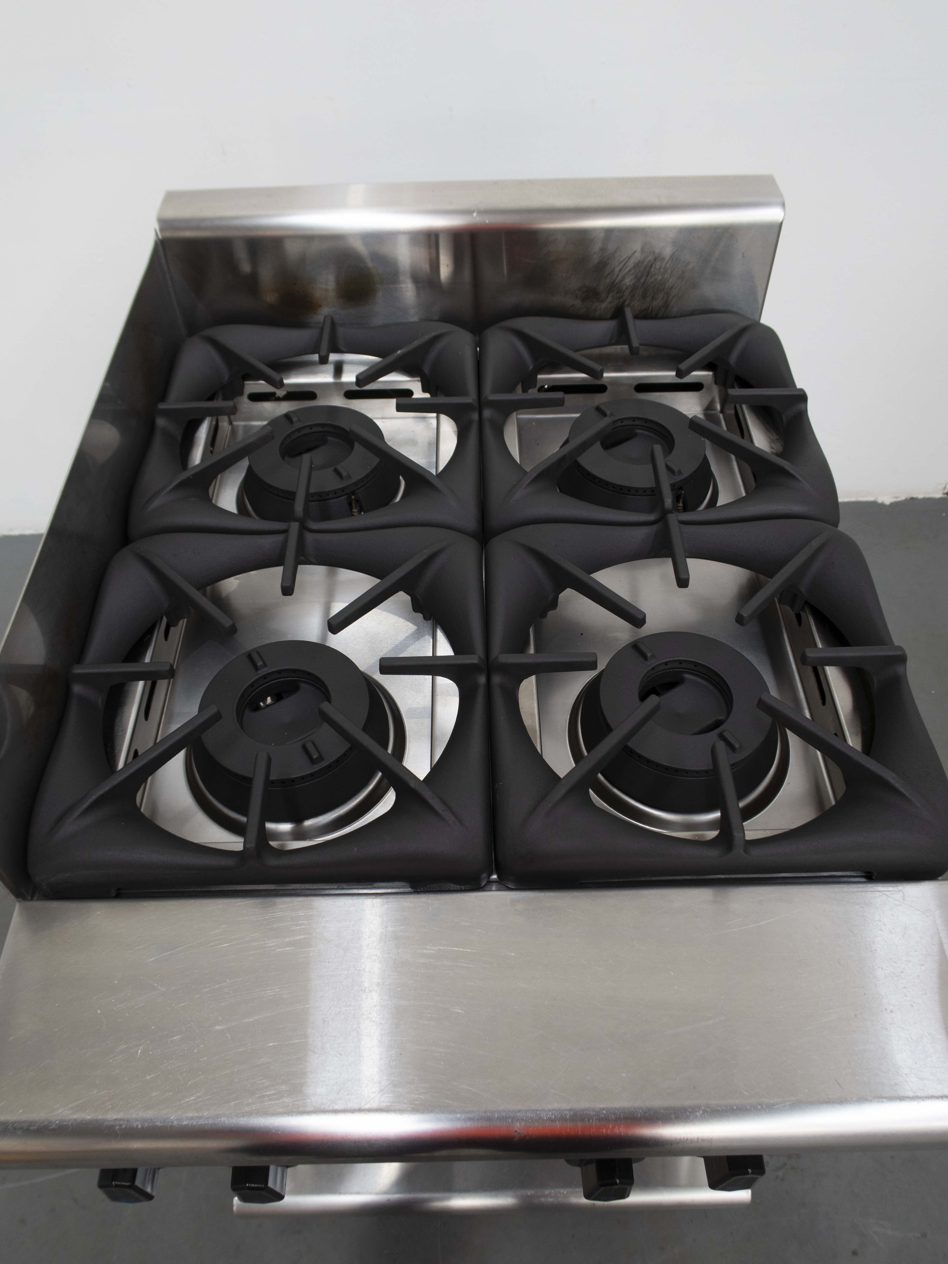 B+S BT-SB4  4 Burner Cook Top - 826236