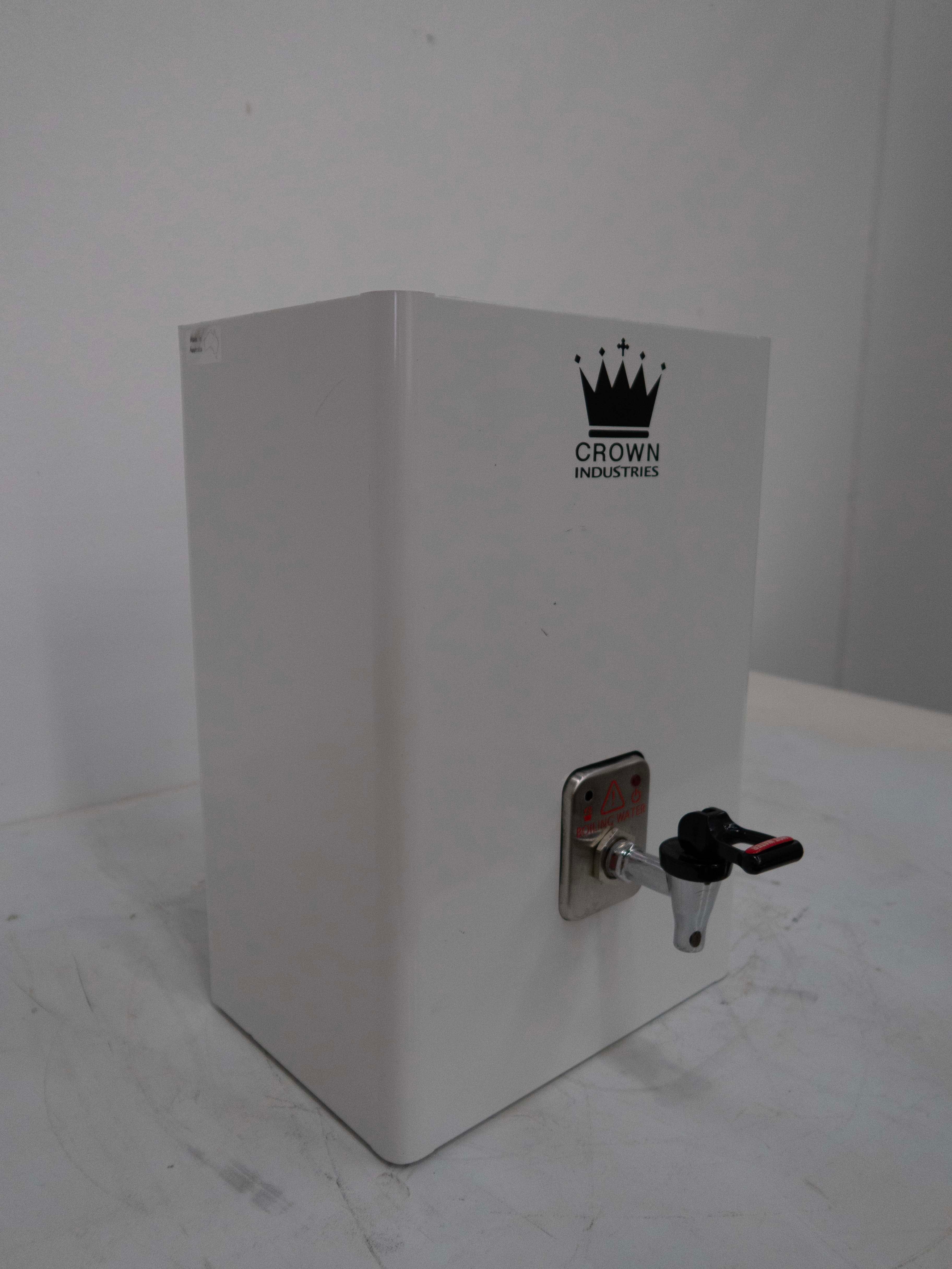 Crown CRN5 Water Boiler - 826962