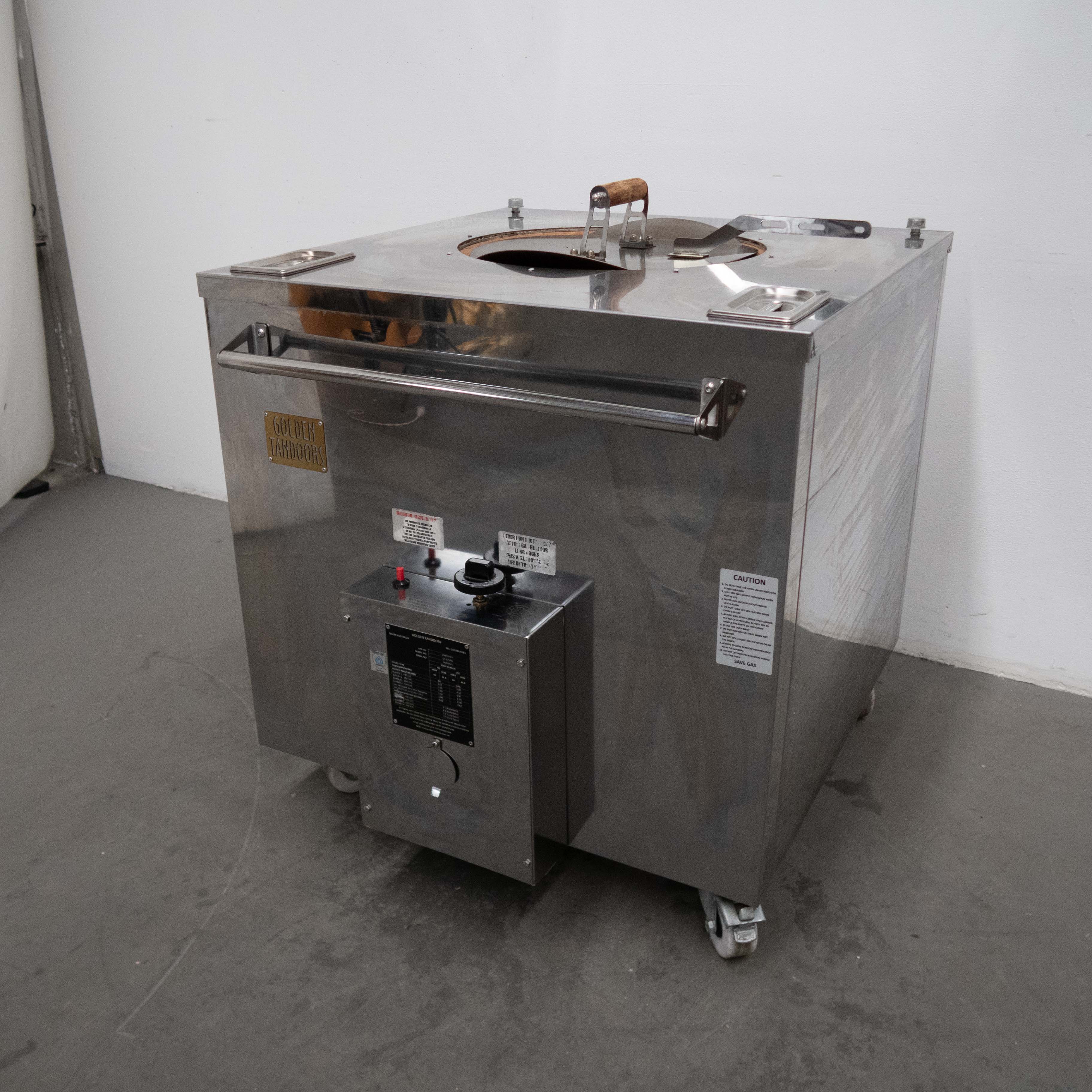 Golden Tandoors GT-925AG Tandoori Oven - 827892