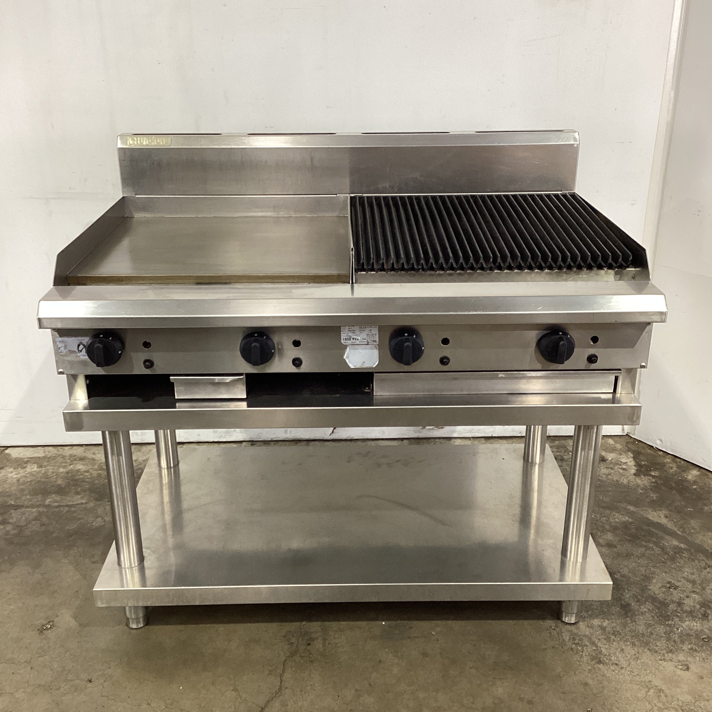 Luus CS-6P6C Griddle/Char Grill Combo - 830010