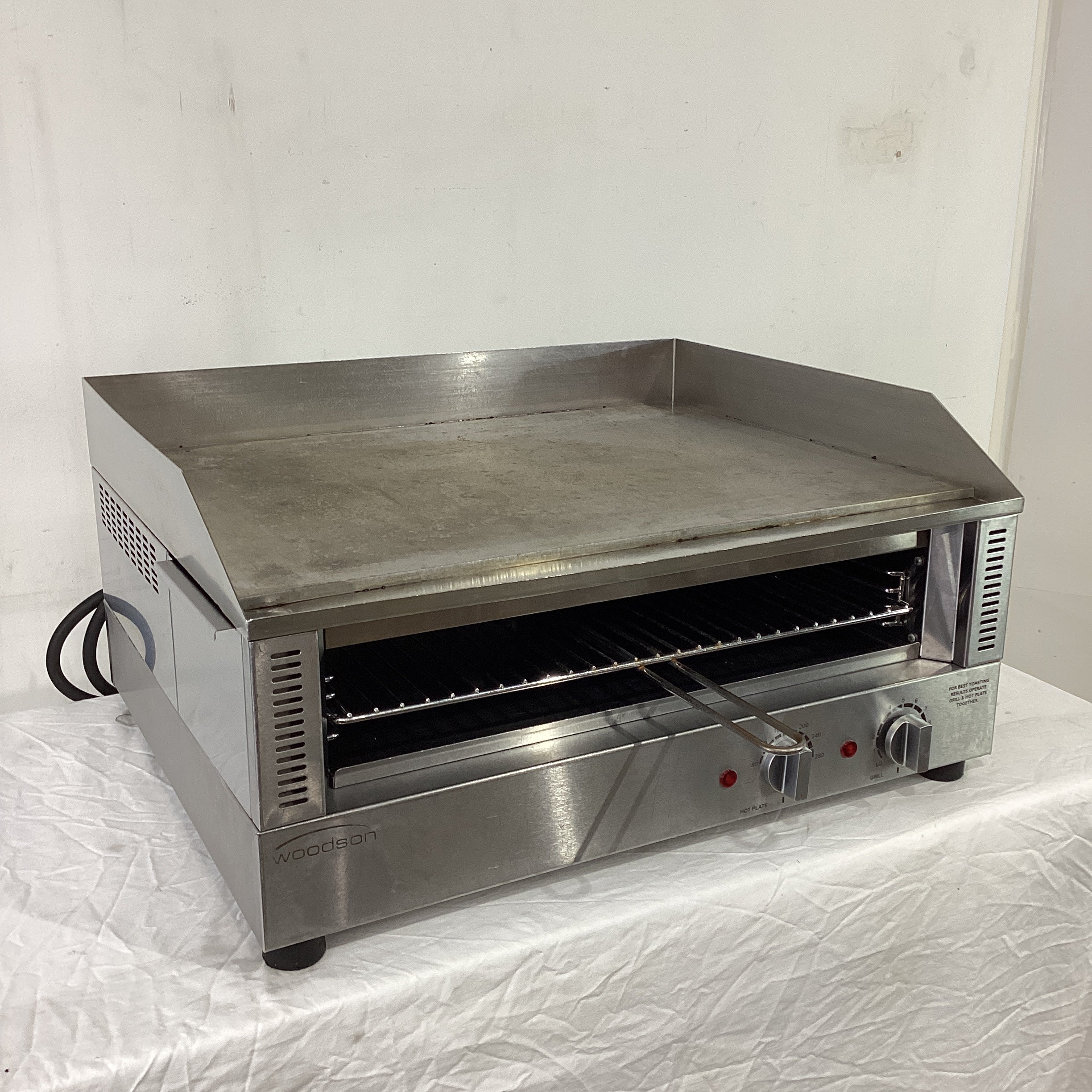 Woodson W.GDT75 Griddle Toaster - 831649