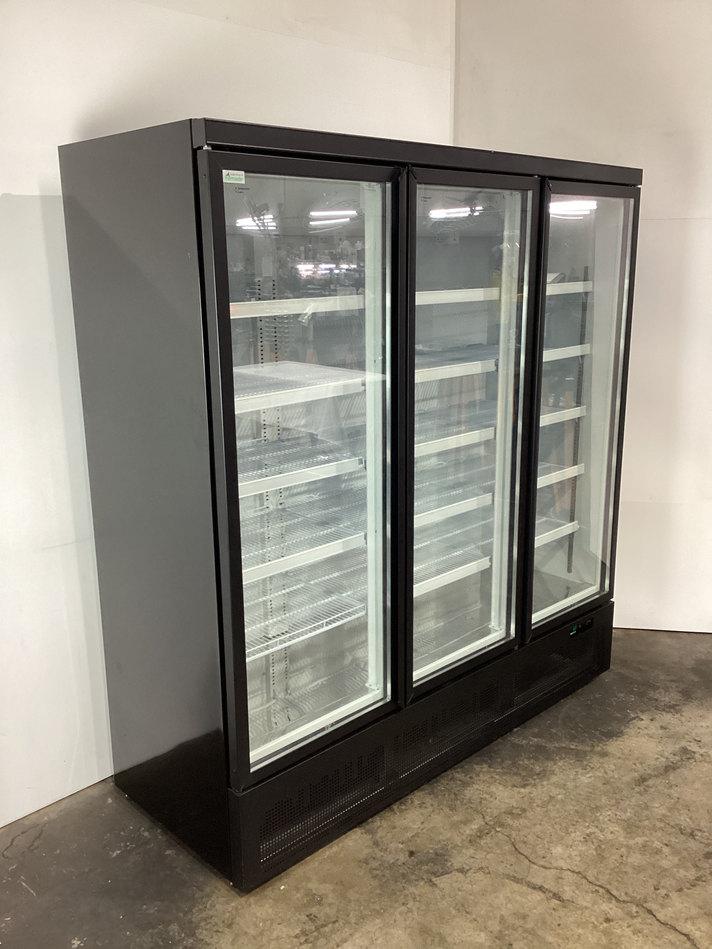 FED LG-1500BGBM Upright Fridge - 831684