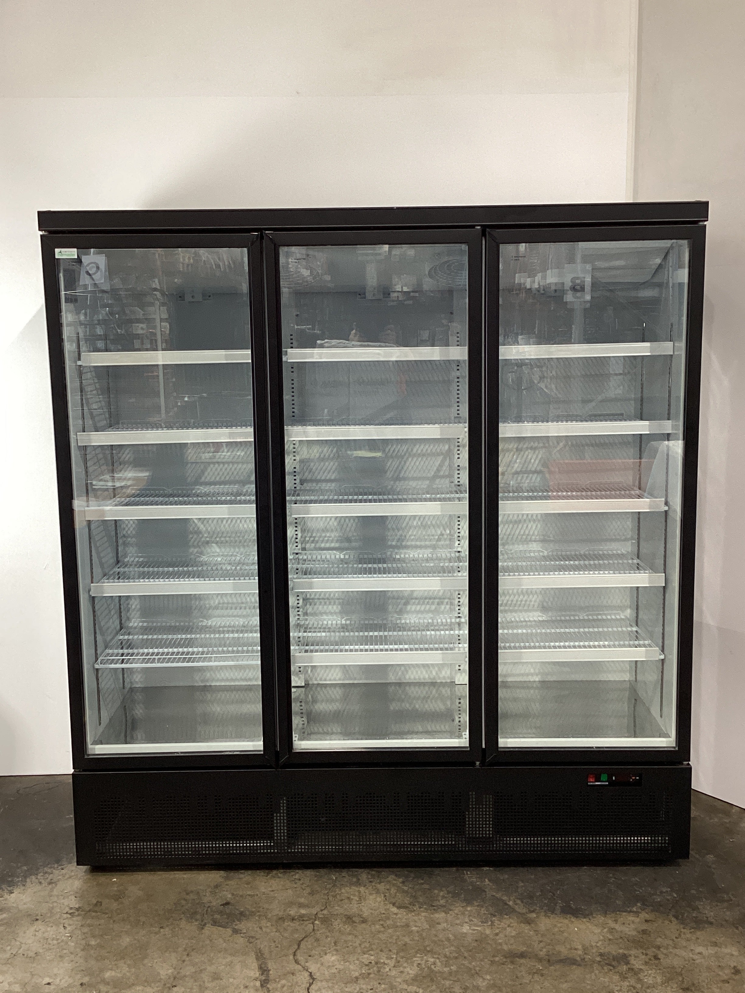 FED LG-1500BGBM Upright Fridge - 831684