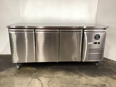 FED-X XUB7F18S3V Undercounter Bench Freezer - 831932