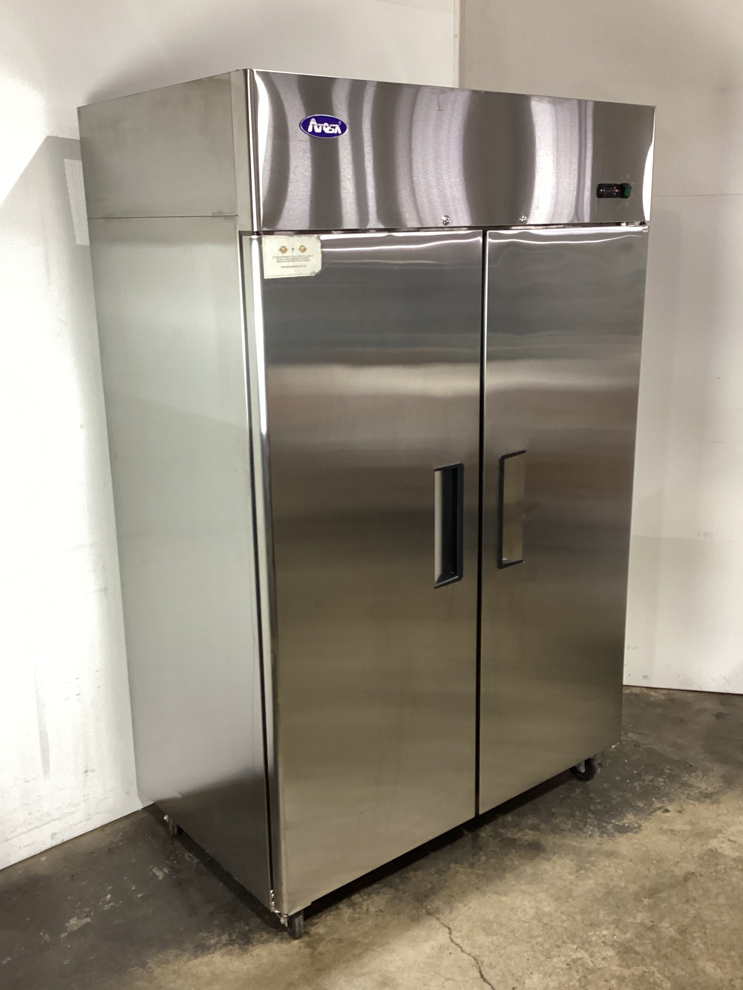 Atosa MBF8002GR Upright Freezer - 833741