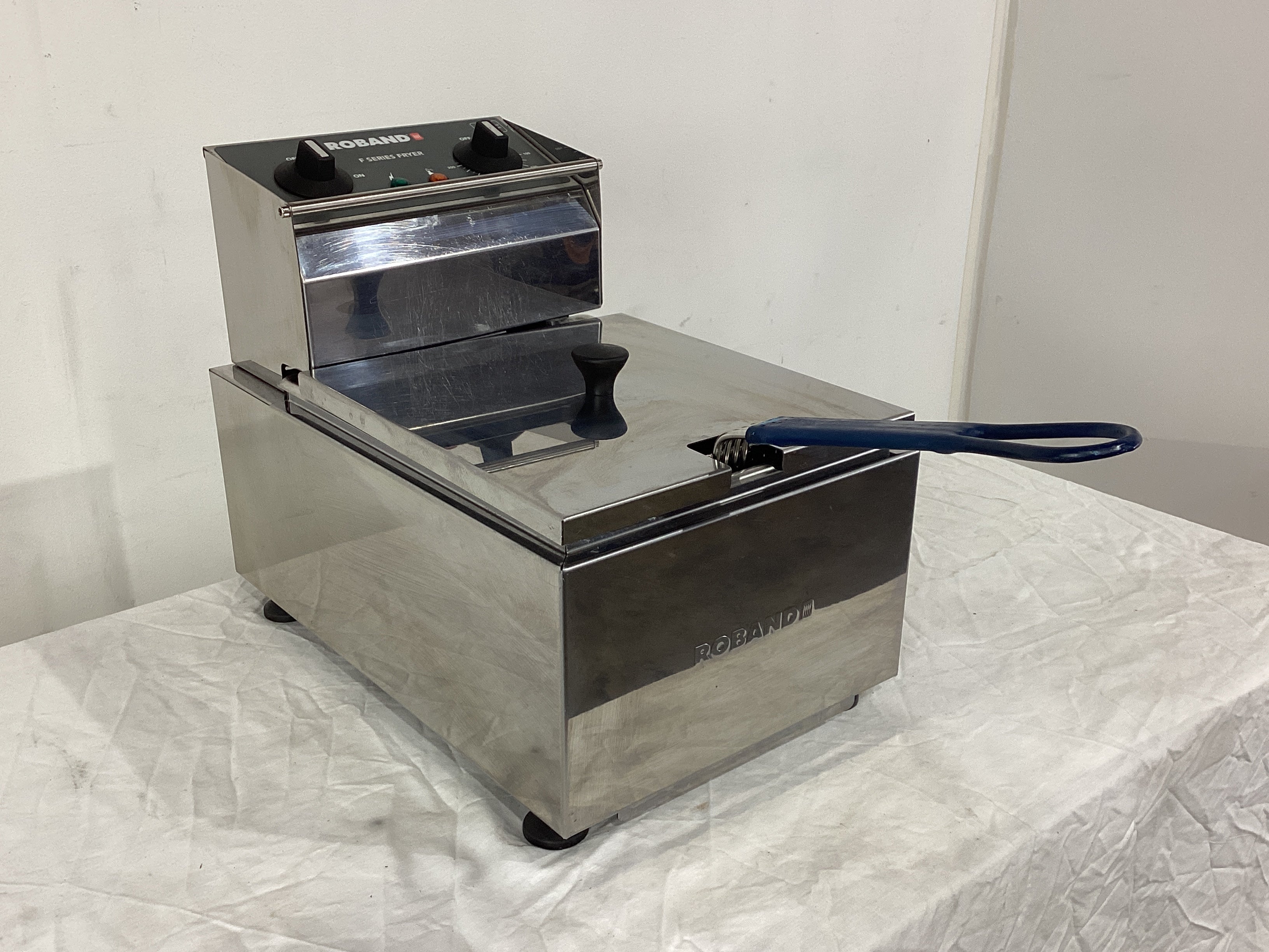 Roband F15 Countertop Fryer - 833750