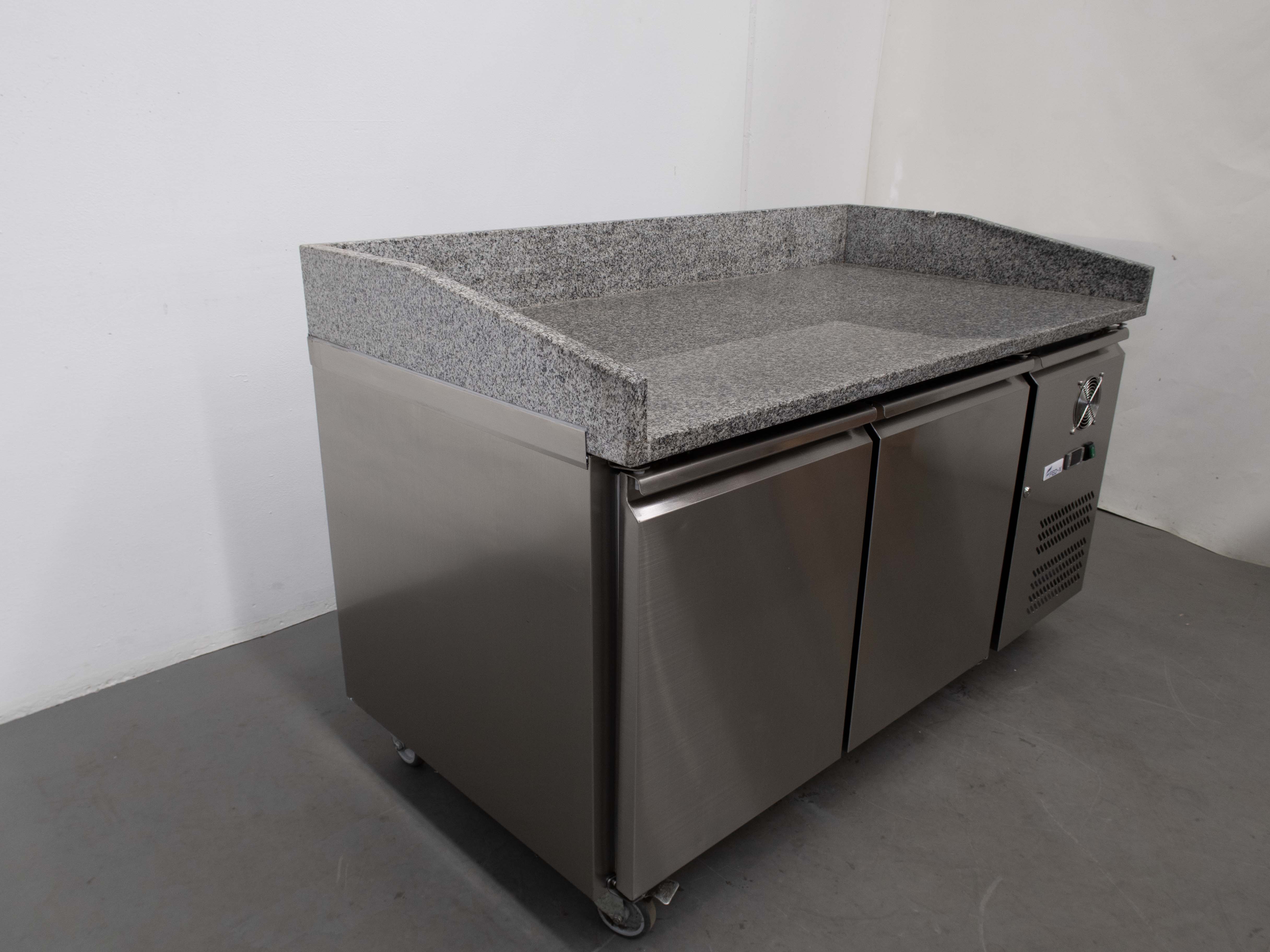 FED XPZ2600TN Saladette Fridge - 834410