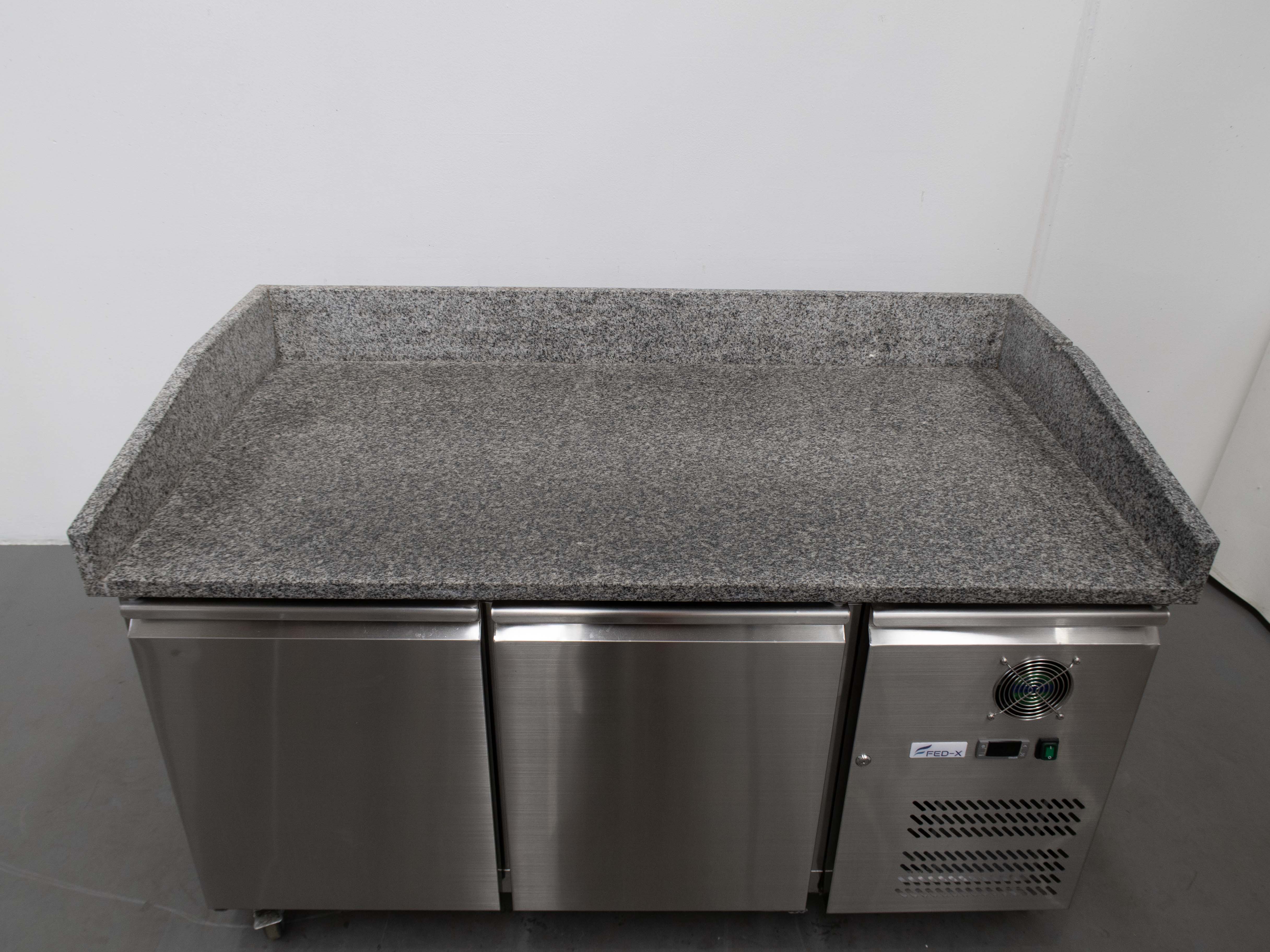 FED XPZ2600TN Saladette Fridge - 834410