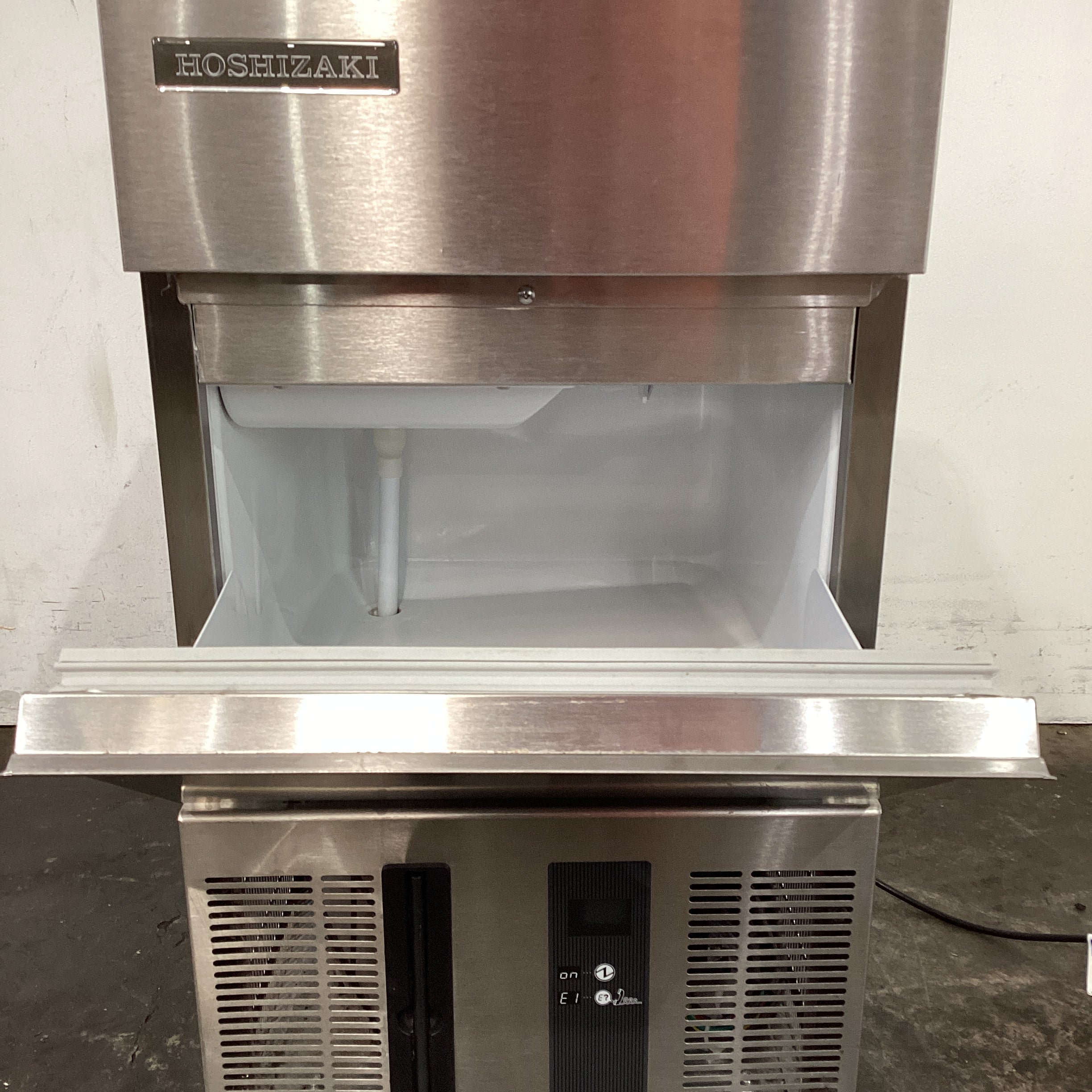 Hoshizaki IM-30CNE-25 Ice Machine - 835517