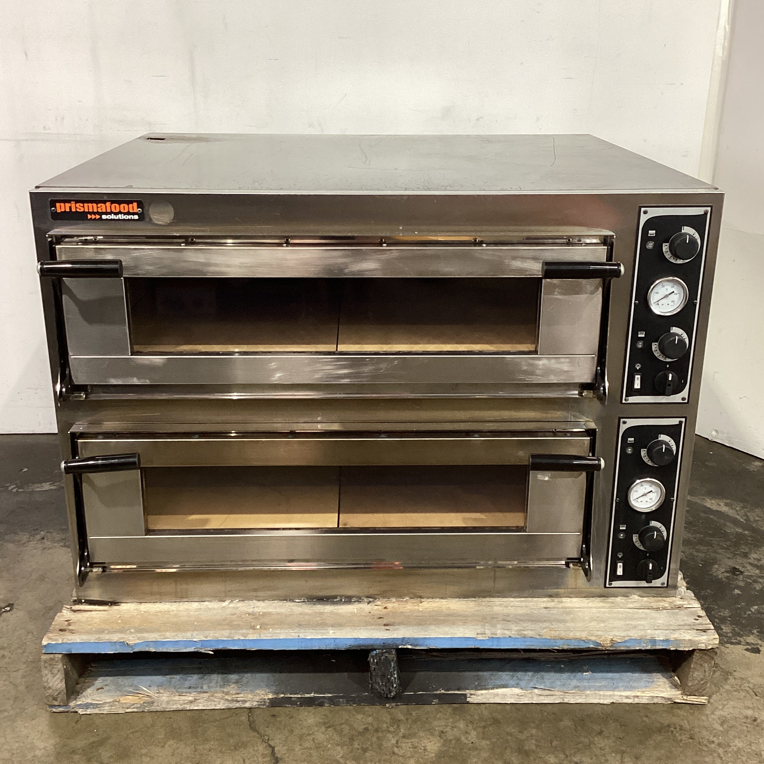 Prismafood TP-2 2 Deck PIzza Oven - 836421