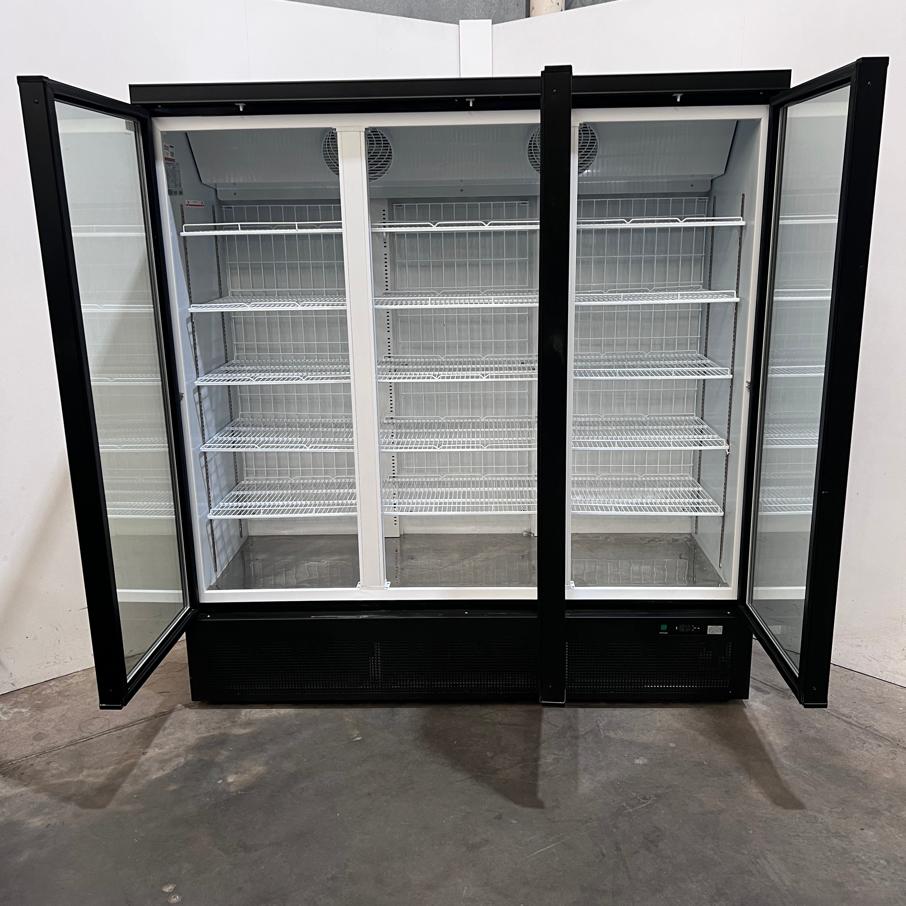 Thermaster LG-1500BGBMF Upright Freezer - 836587