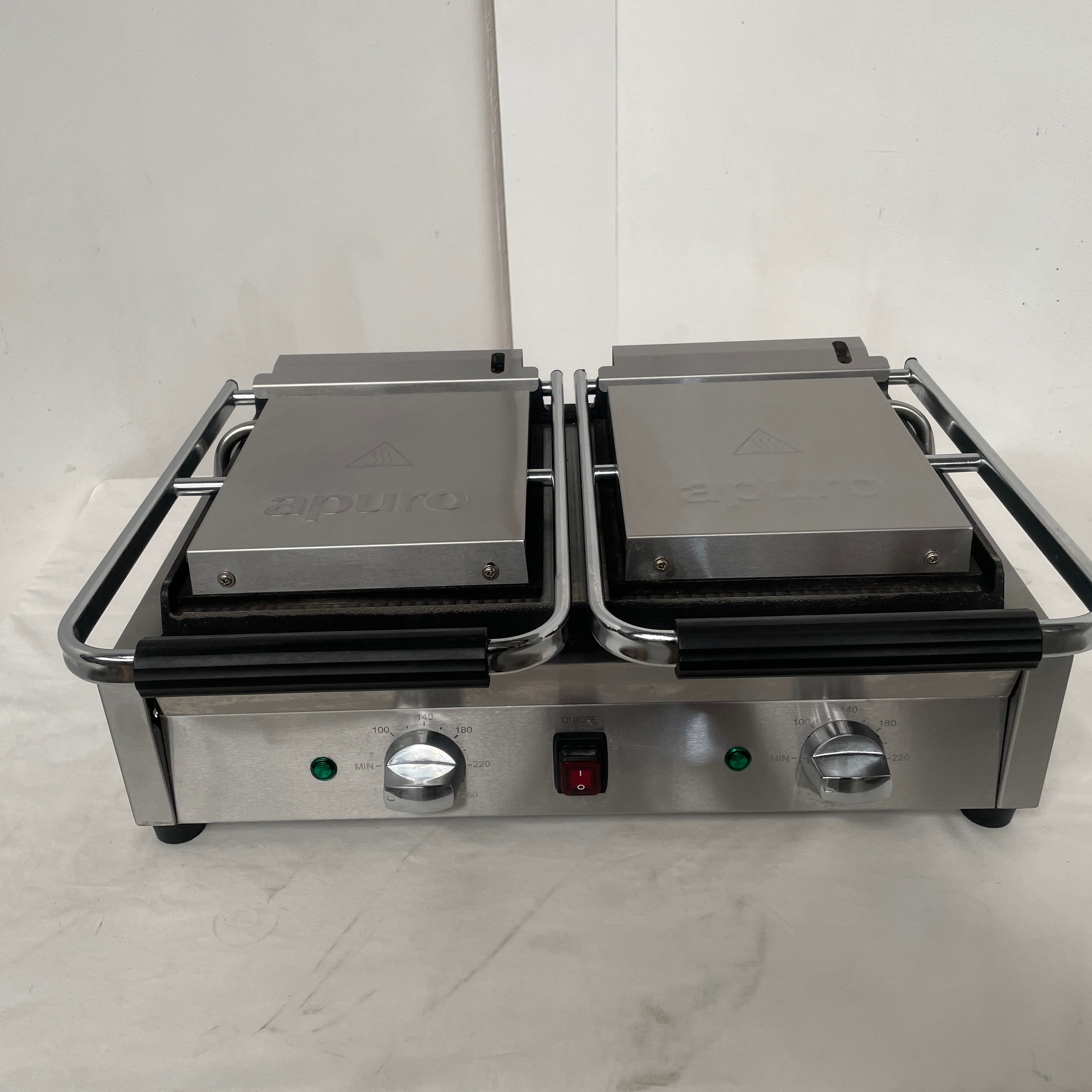 Apuro DY998-A-02 Contact Grill - 836687