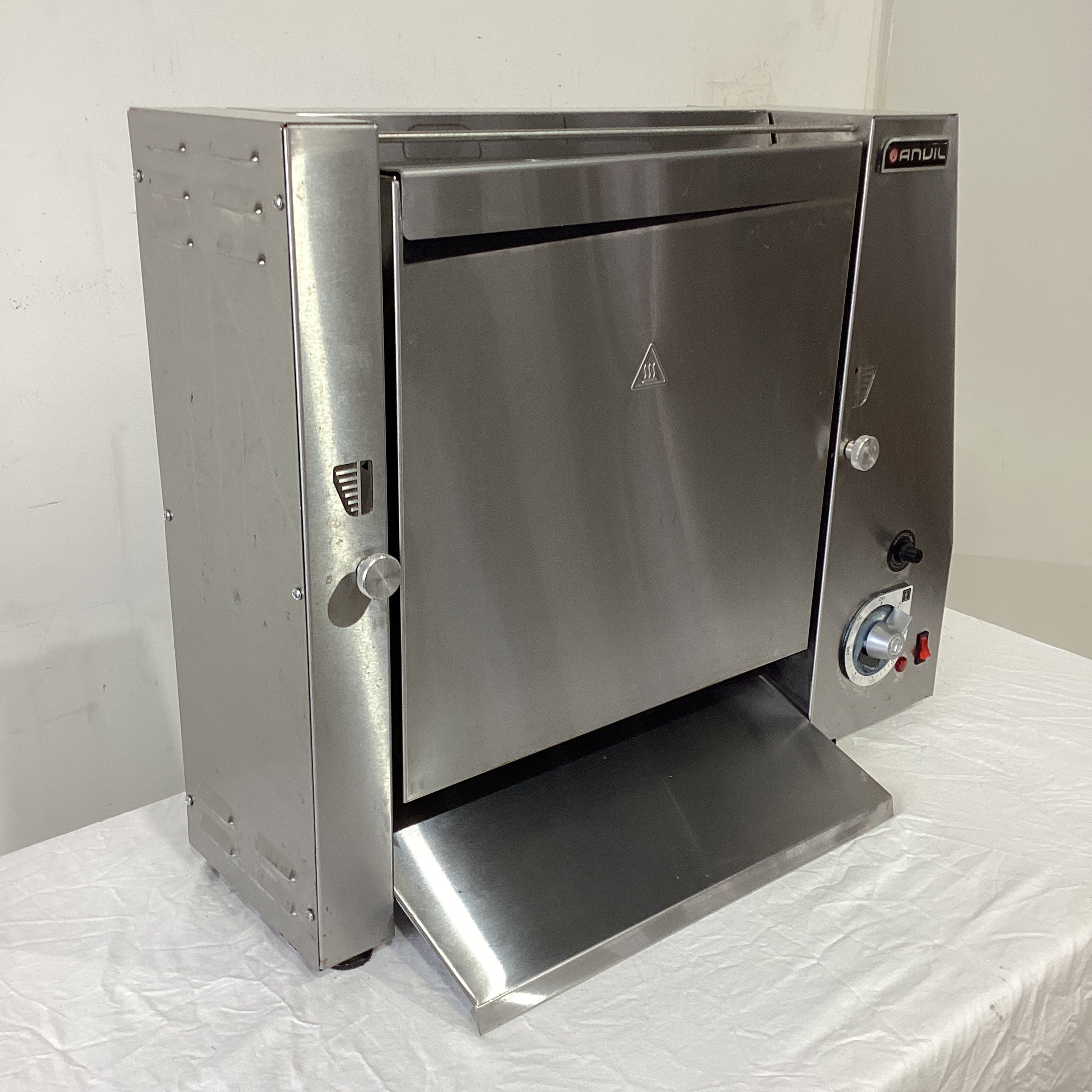 Anvil VTA0101-ICE Bun Toaster - 837061