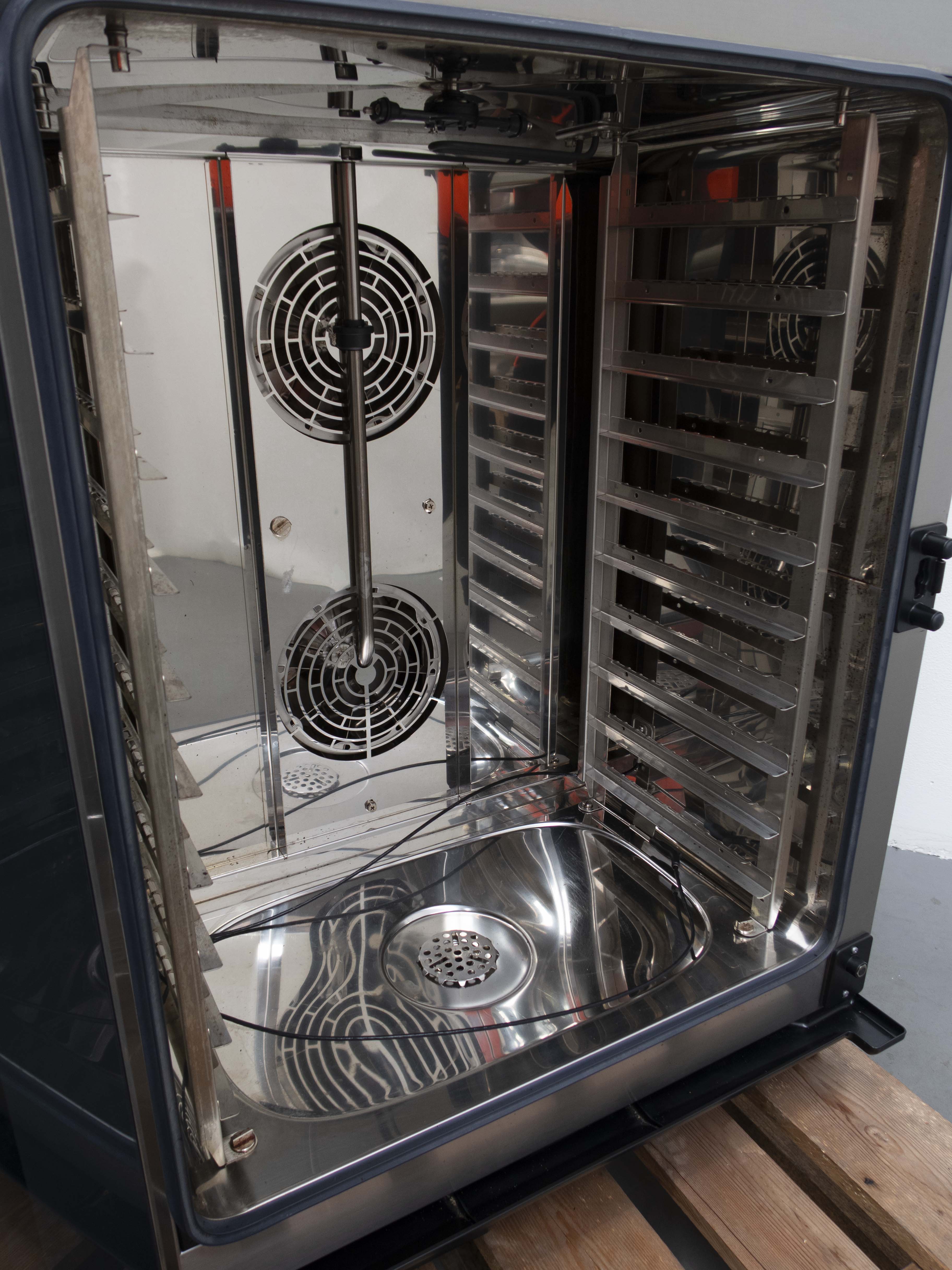 Unox XEVC-1011-GPRM Combi Oven - 838286