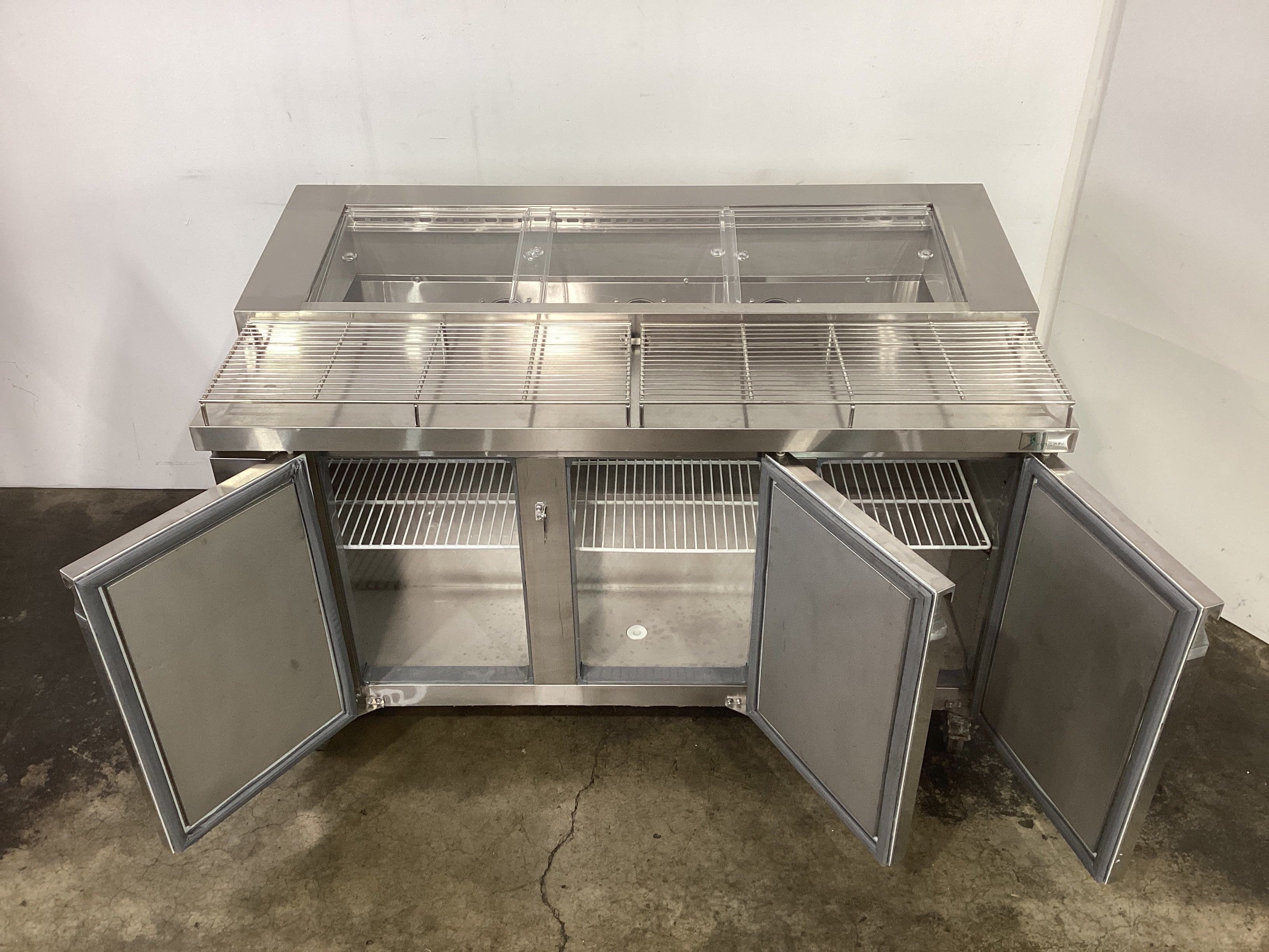 Federal PWB150 Pizza Prep Bench - 838578