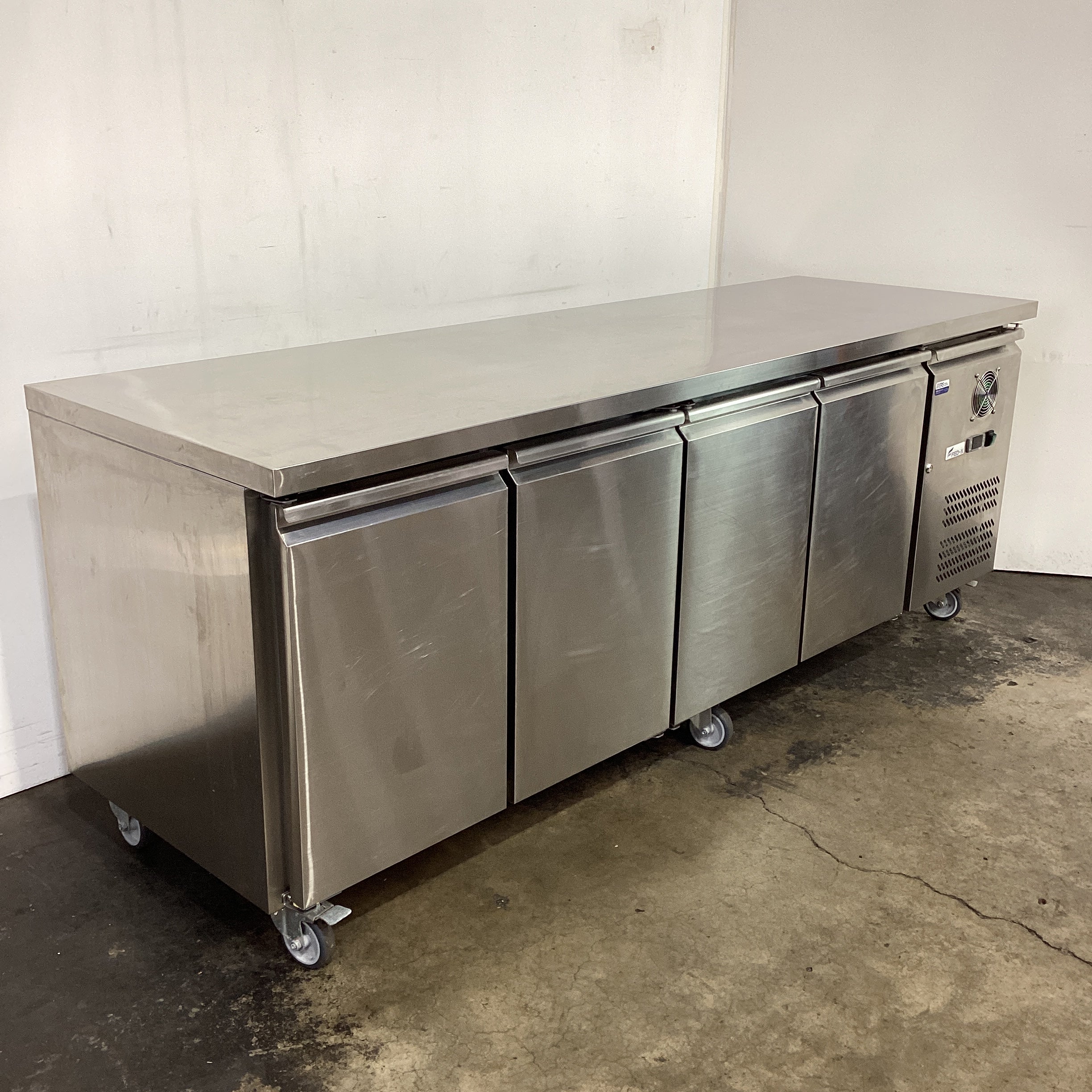 FED-X XUB7C22S4V Undercounter Fridge - 839069