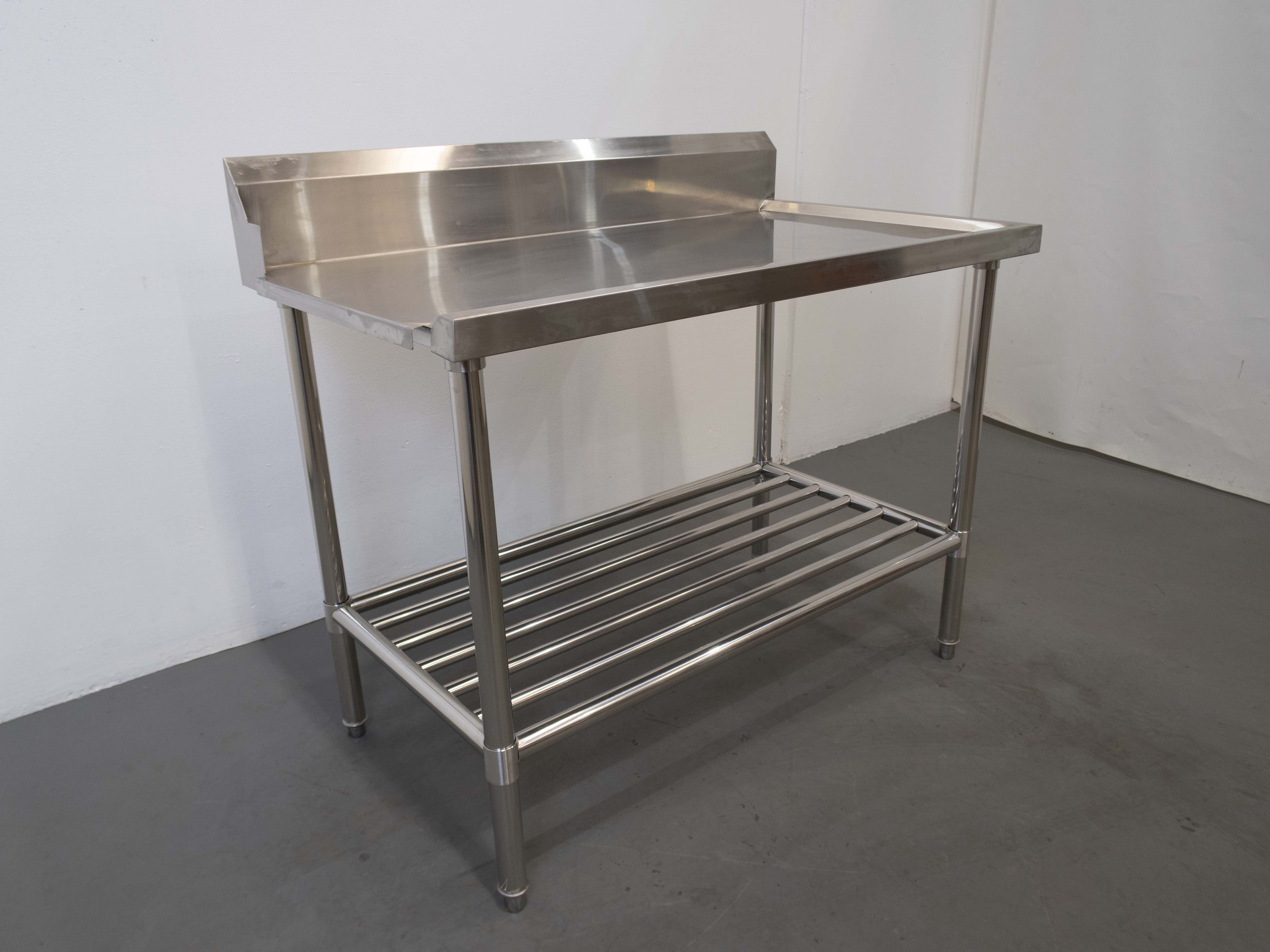 Stainless Steel Outlet Bench with Splashback - 840665