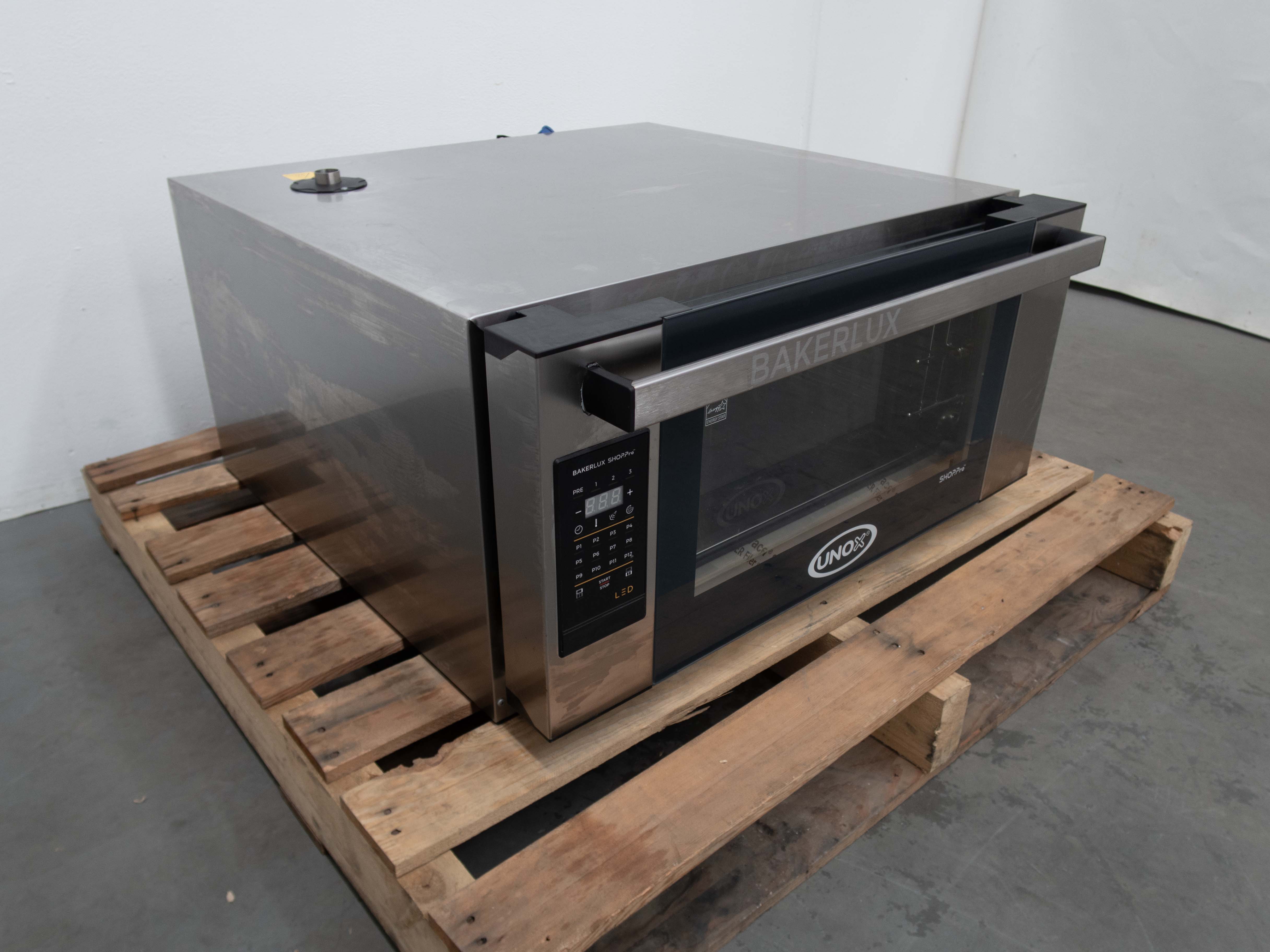 Unox XEFT-03EU-ELDV 3 Tray Convection Oven - 841914